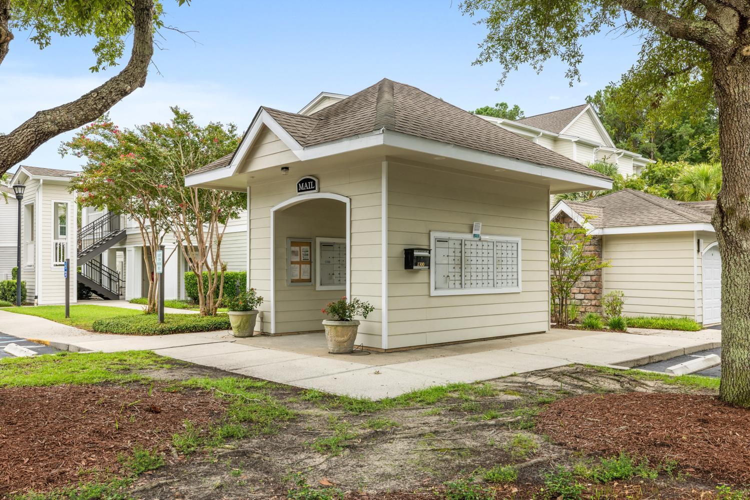 1300 Park W Boulevard # 304