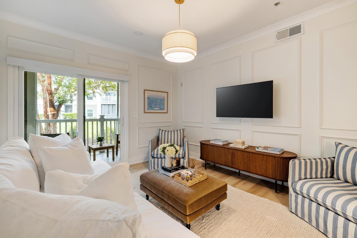 1300 Park W Boulevard # 304
