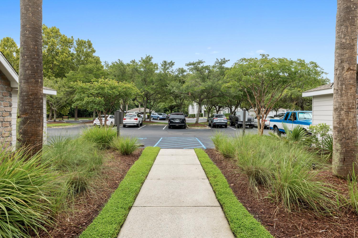 1300 Park W Boulevard # 304