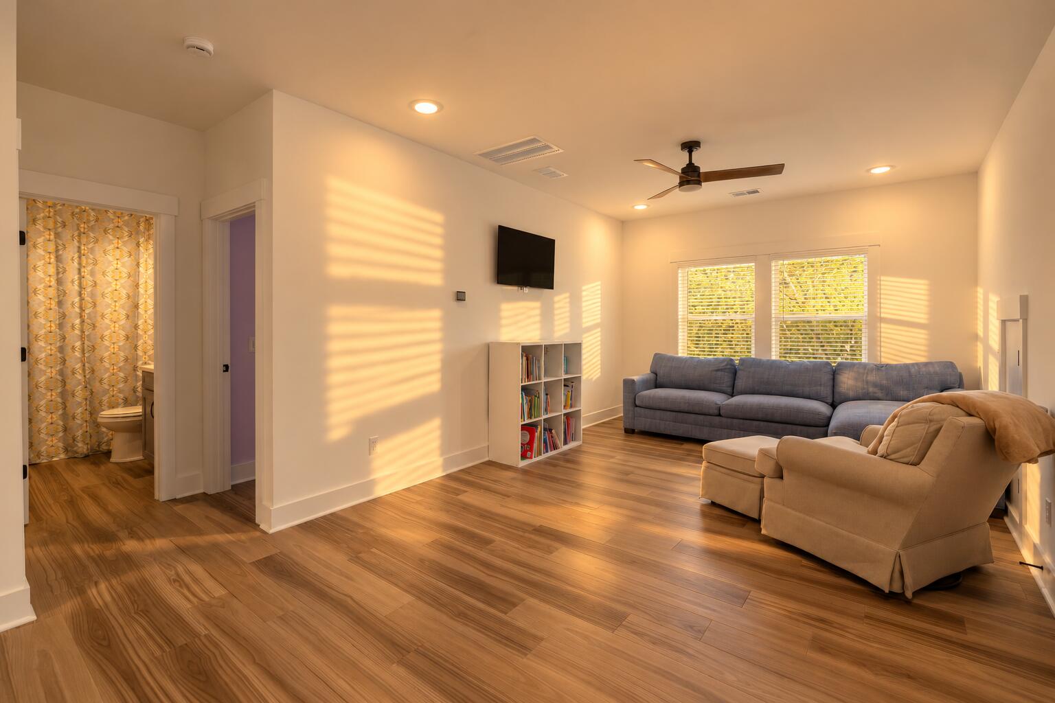2219 Norwood Oaks Drive