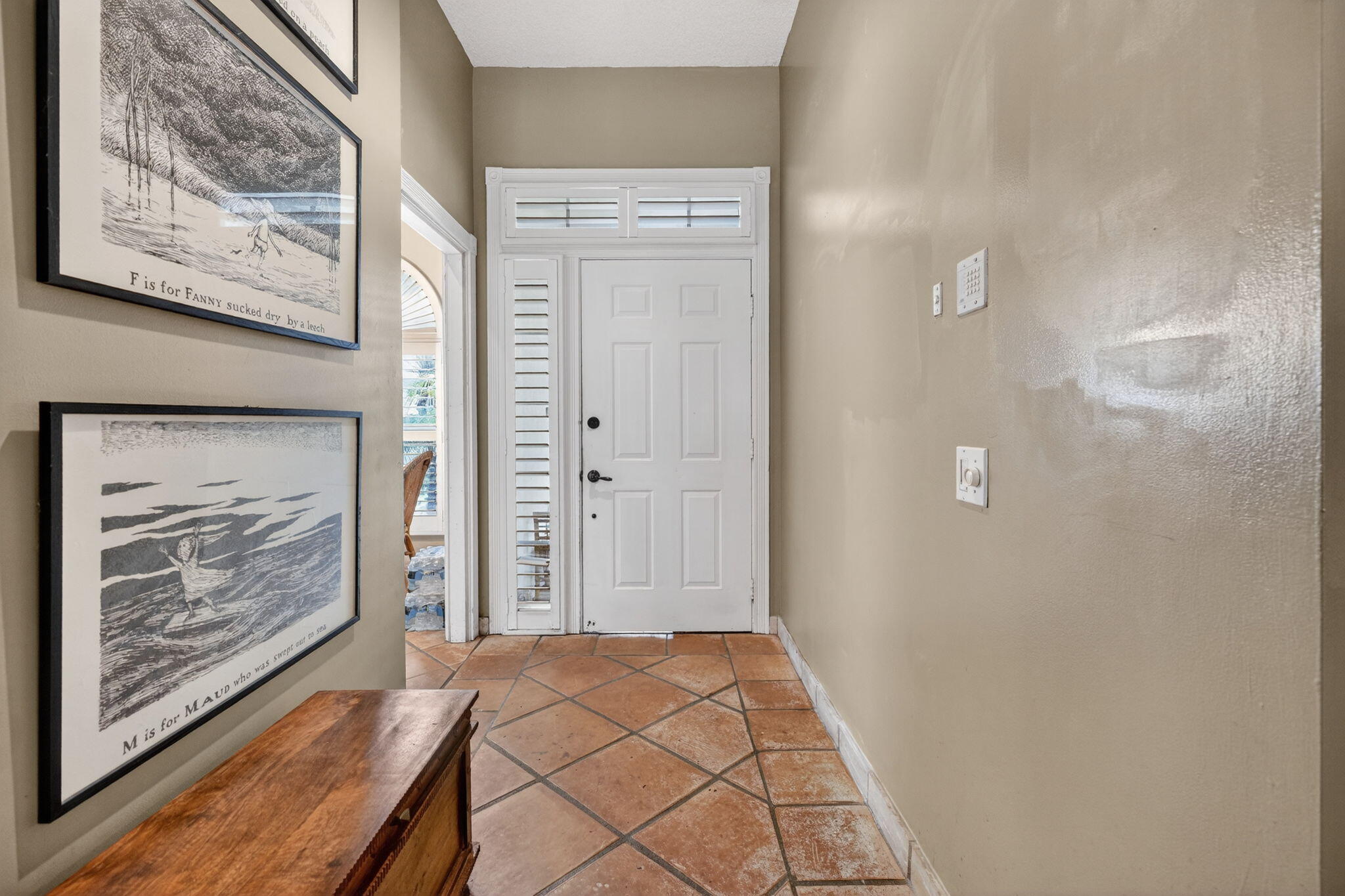217 E Tall Oaks Circle