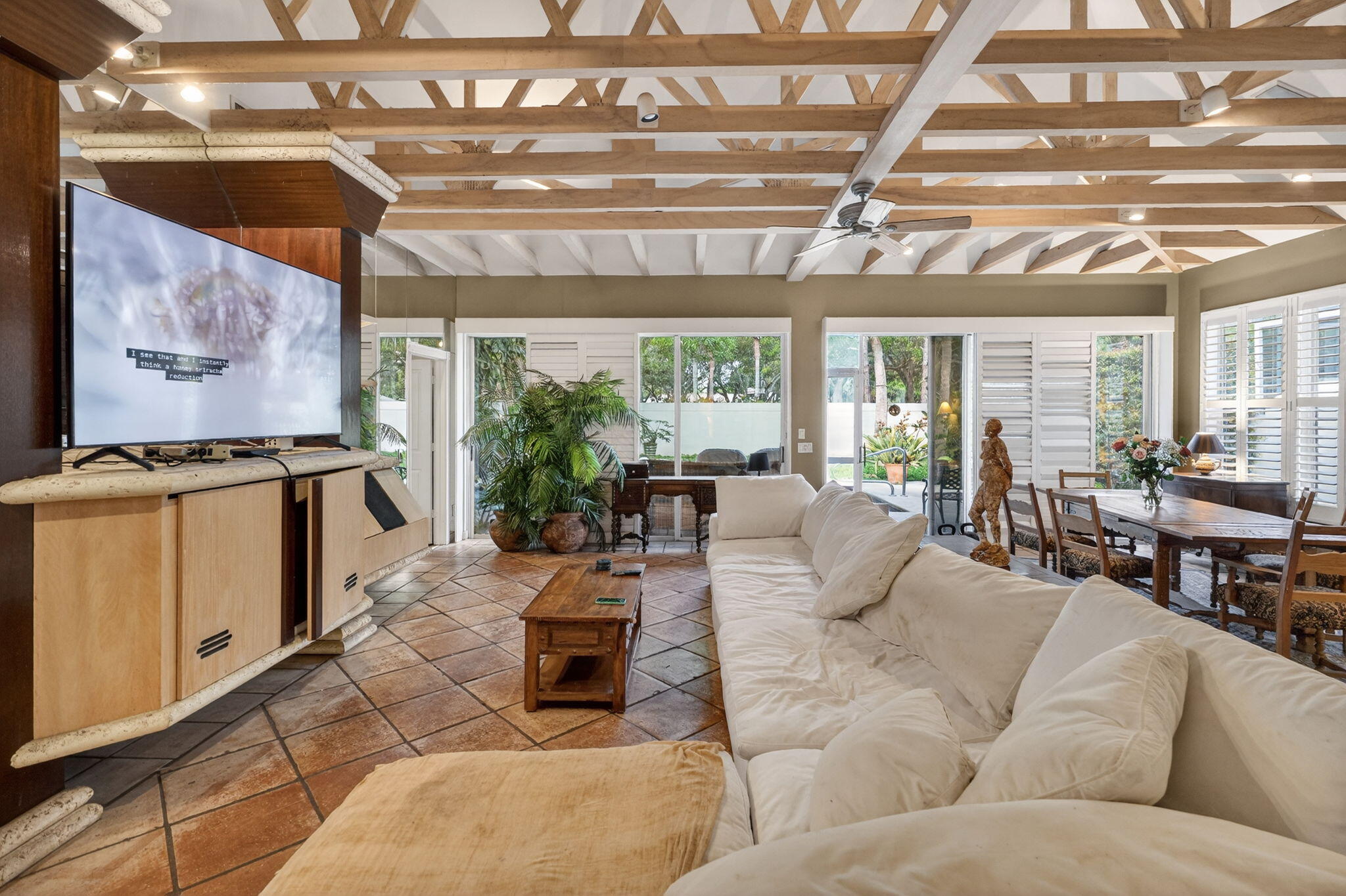 217 E Tall Oaks Circle