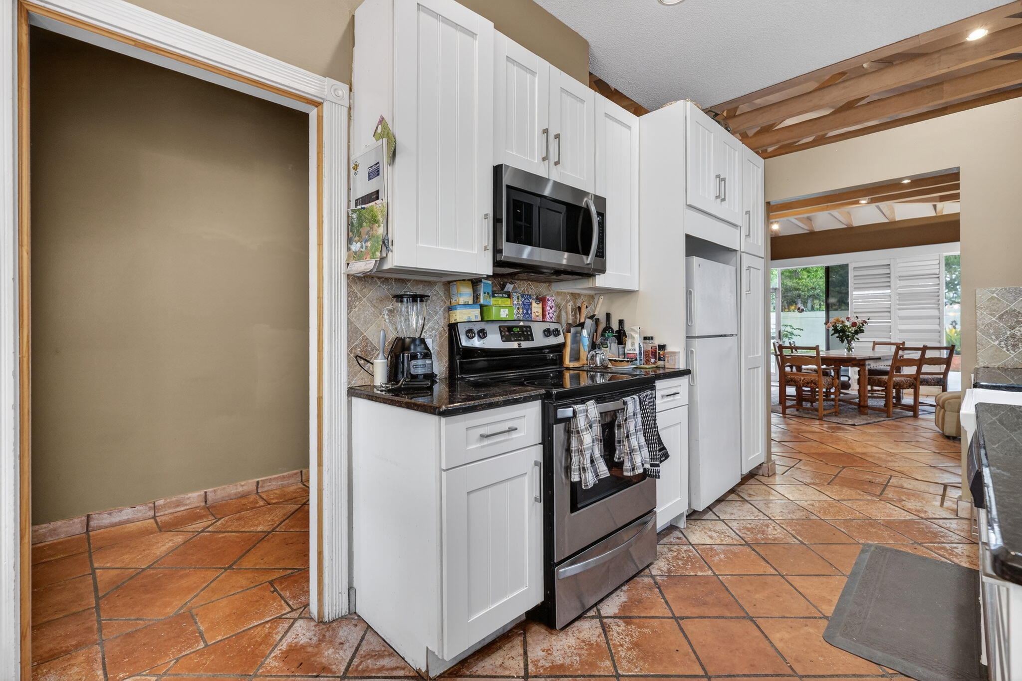 217 E Tall Oaks Circle