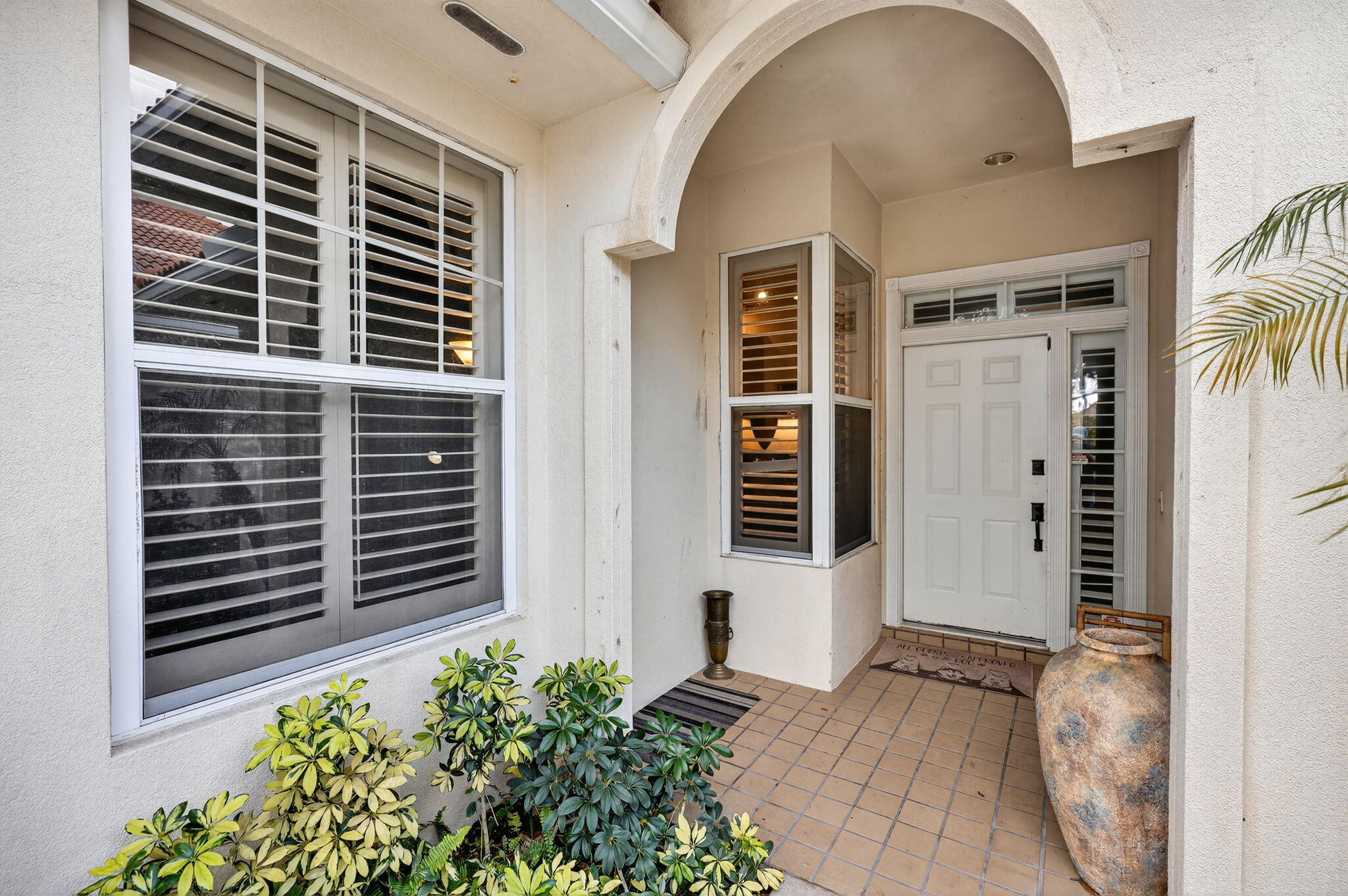 217 E Tall Oaks Circle