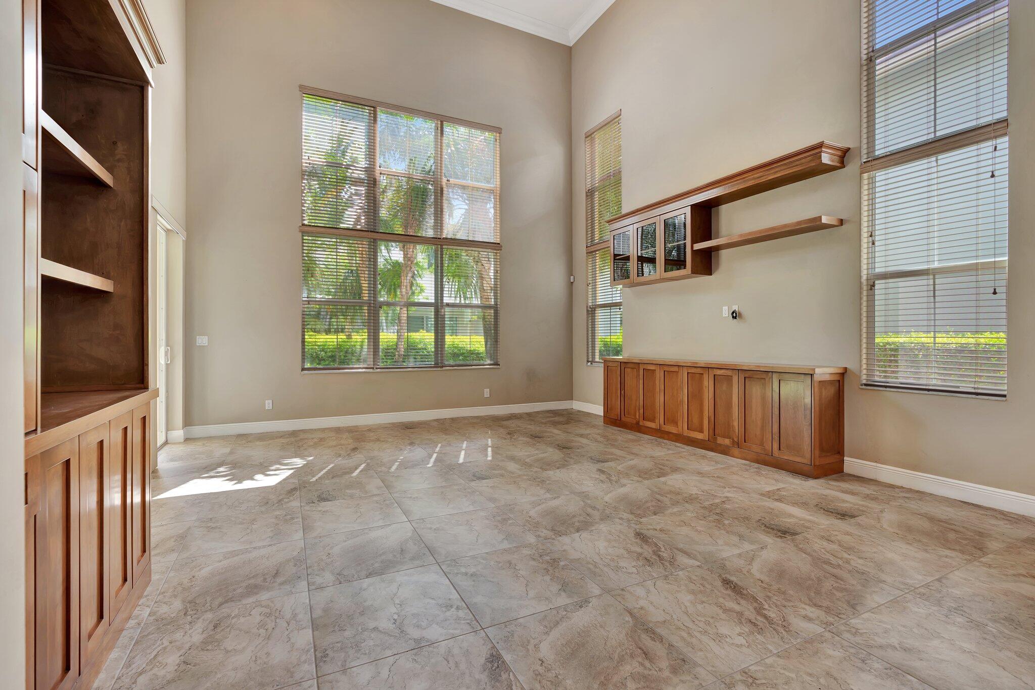 2132 Wells Place