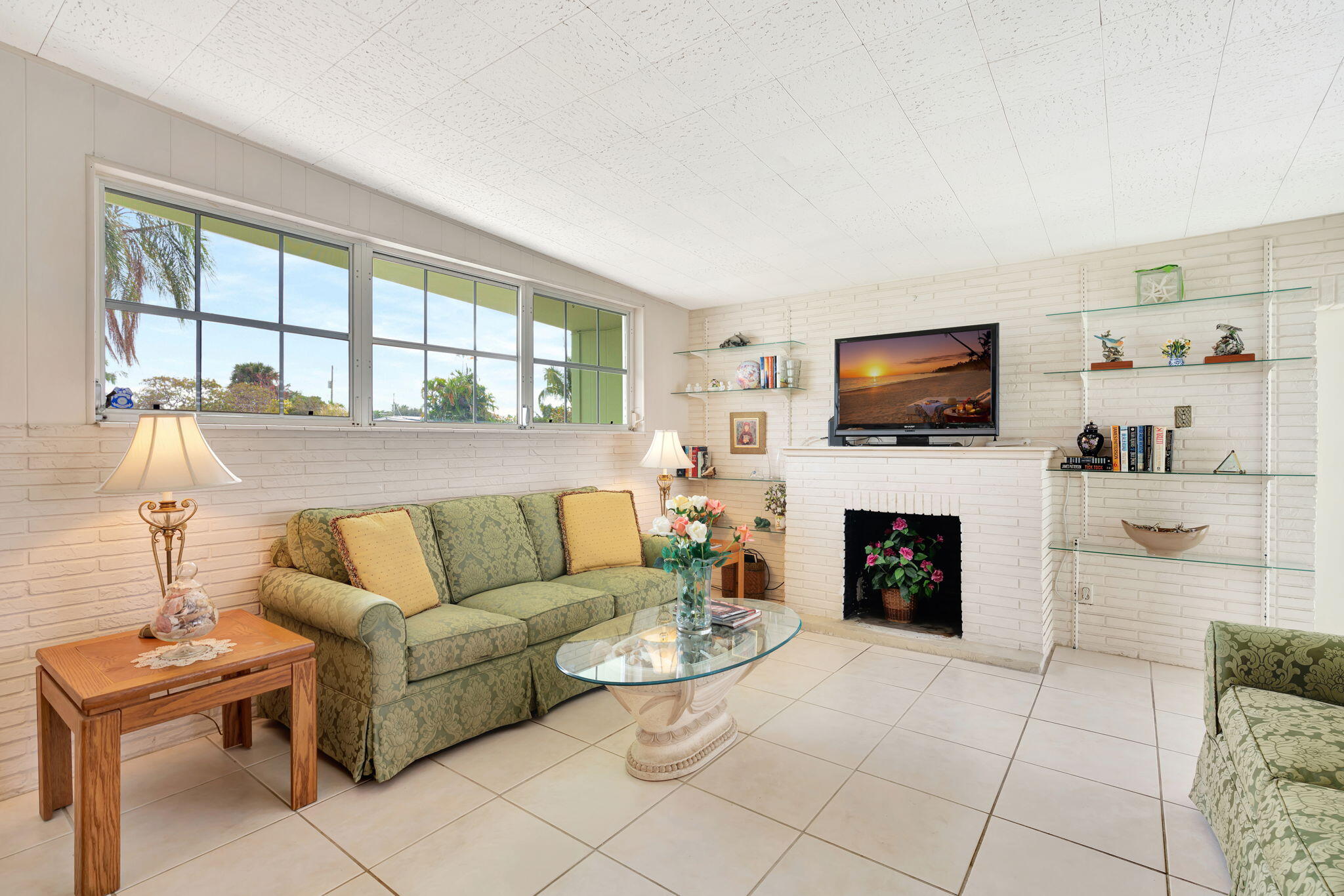 448 Gull Court