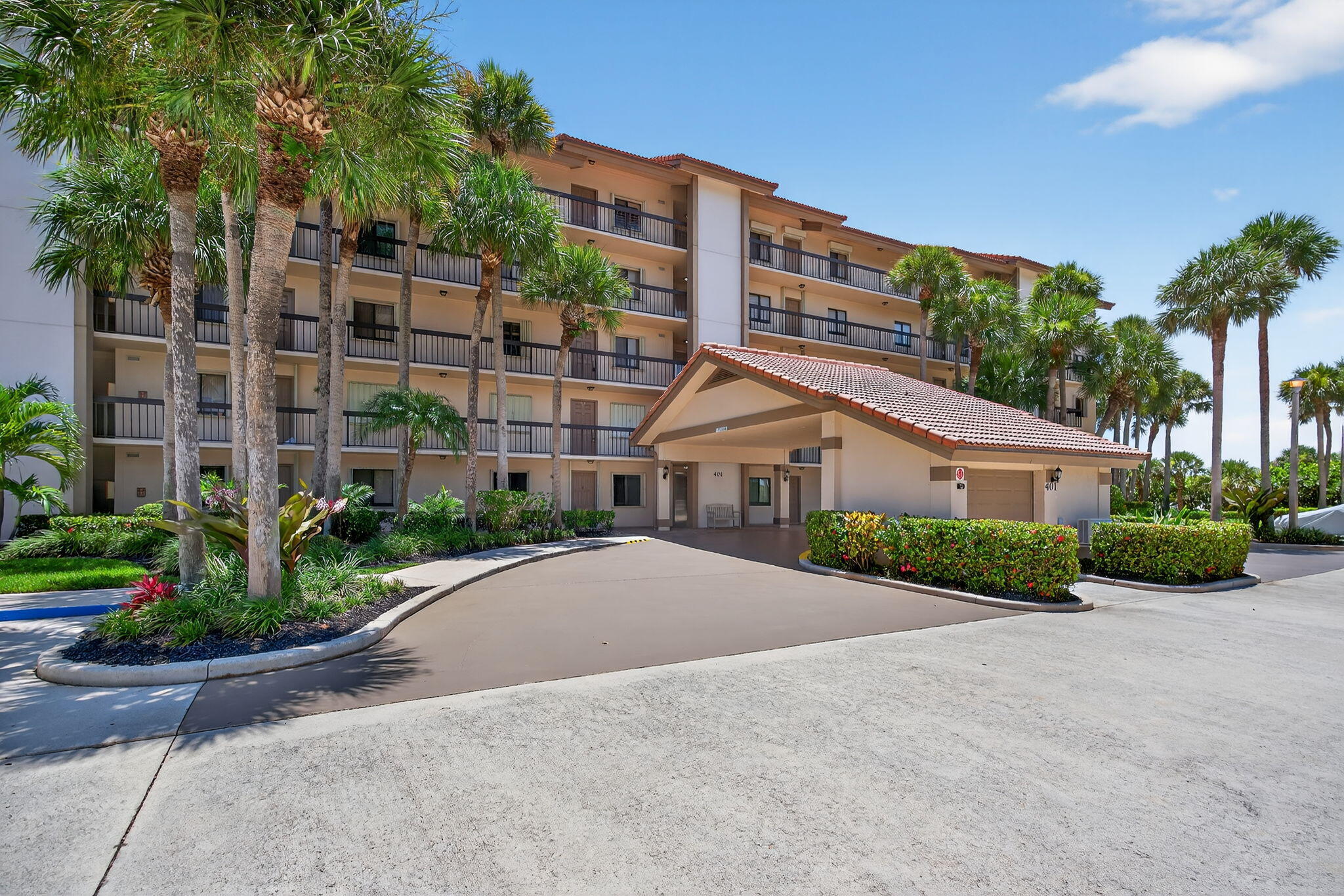 401 Ocean Bluffs Boulevard 205 Jupiter Fl Us 33477 R11134737