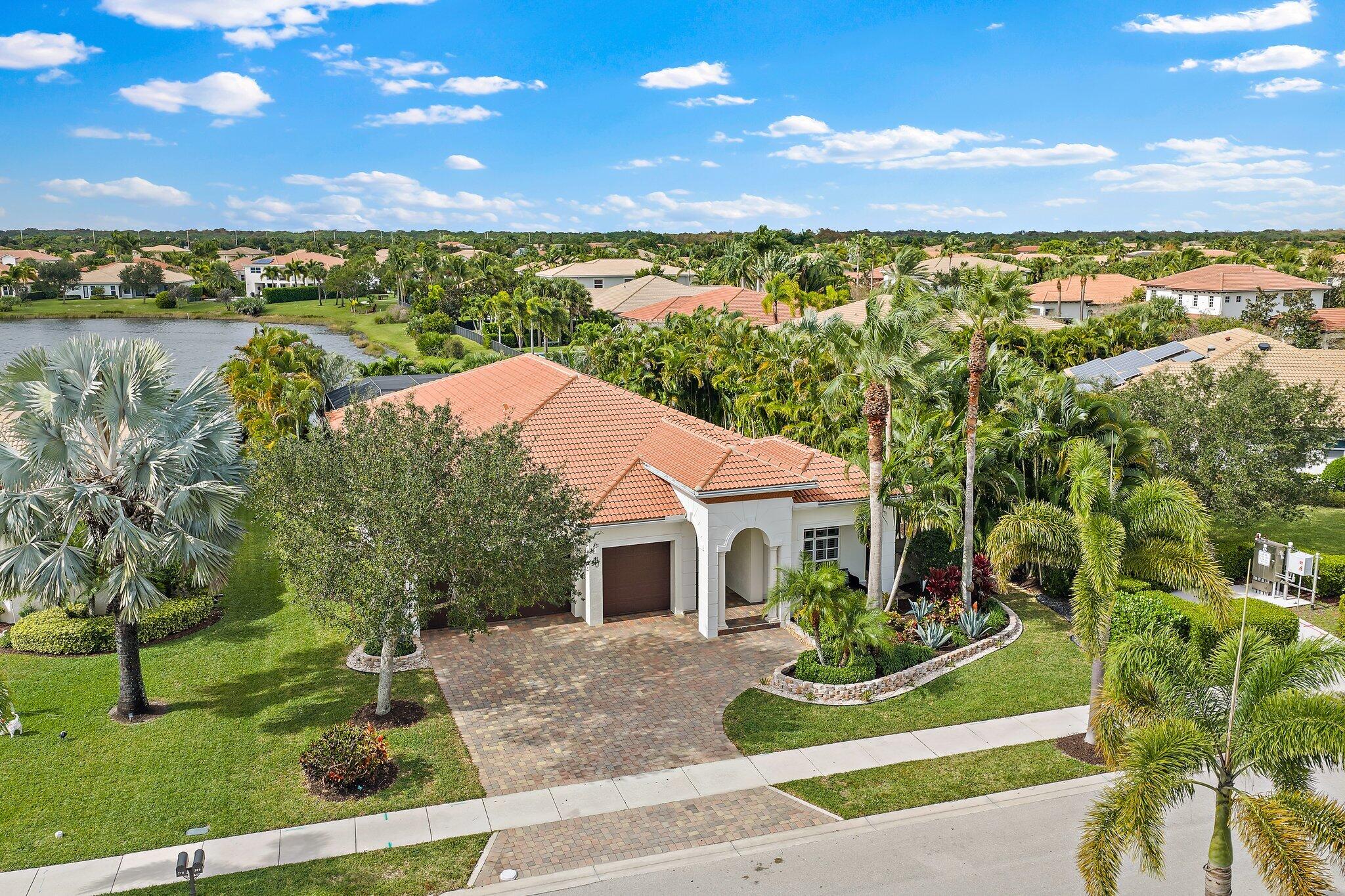 266 Rudder Cay Way