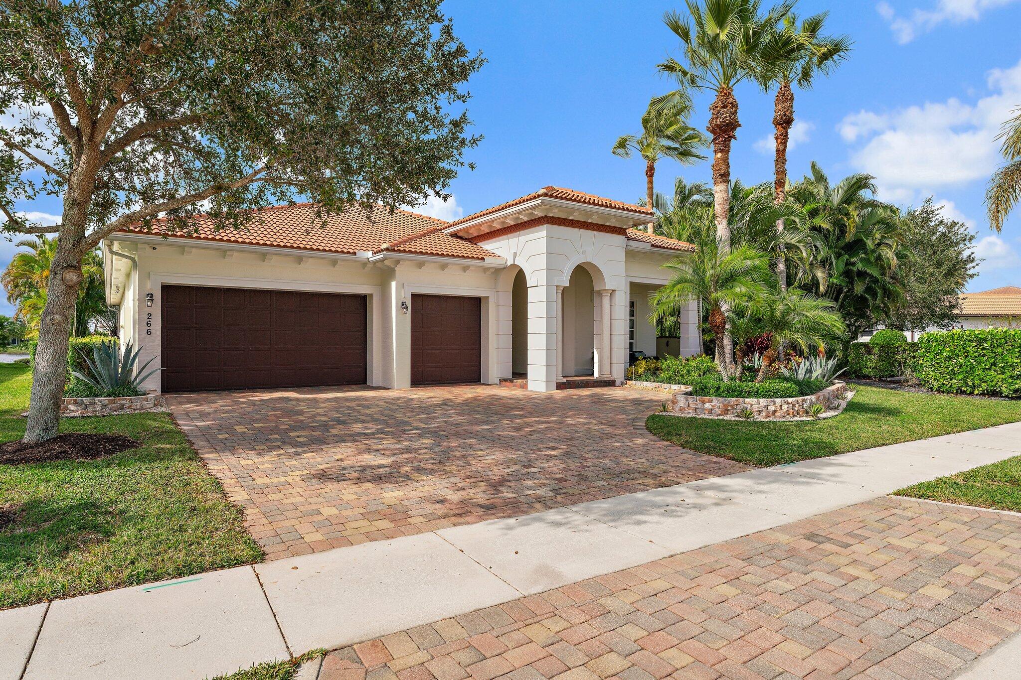 266 Rudder Cay Way