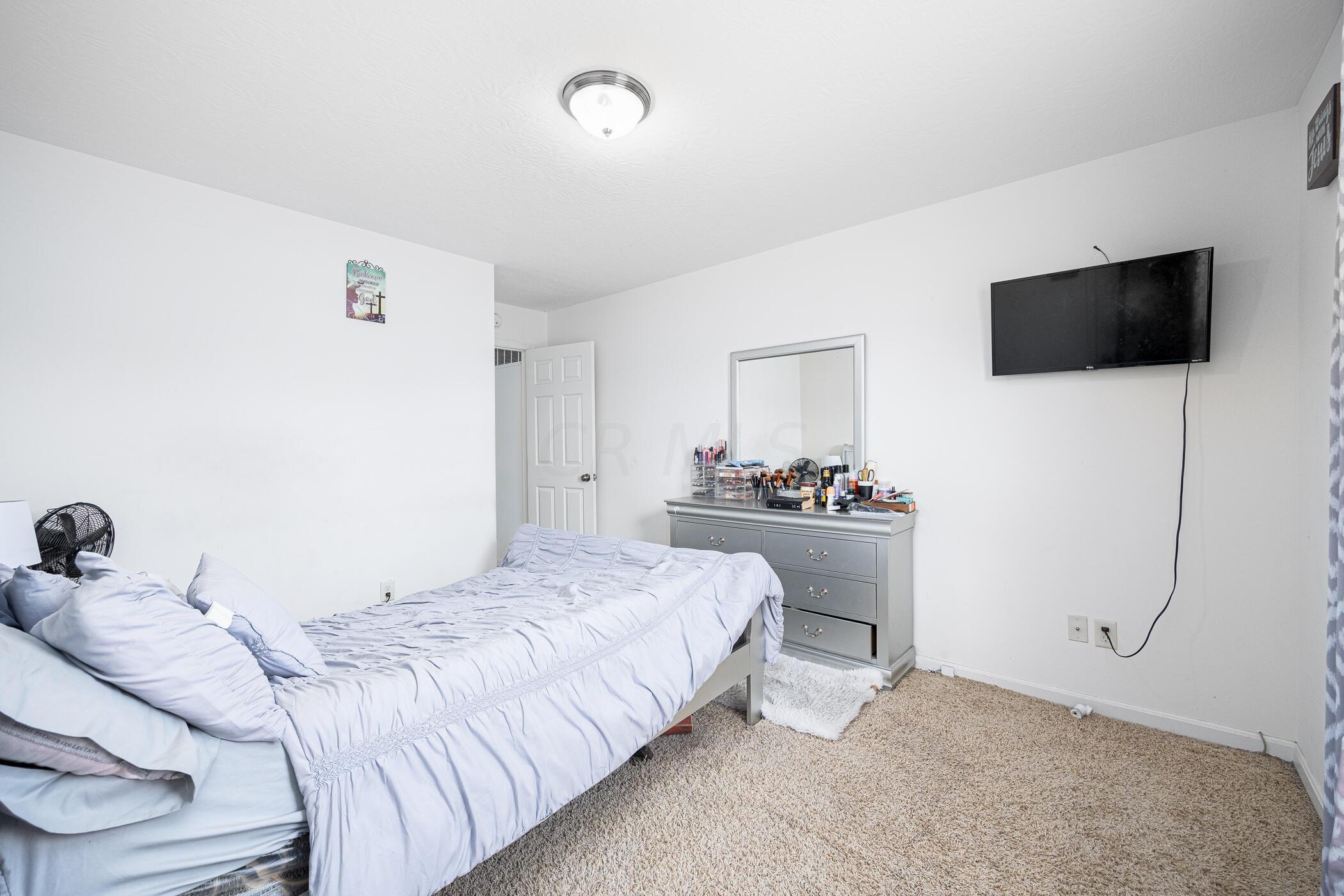 7616 Witch Hazel Drive