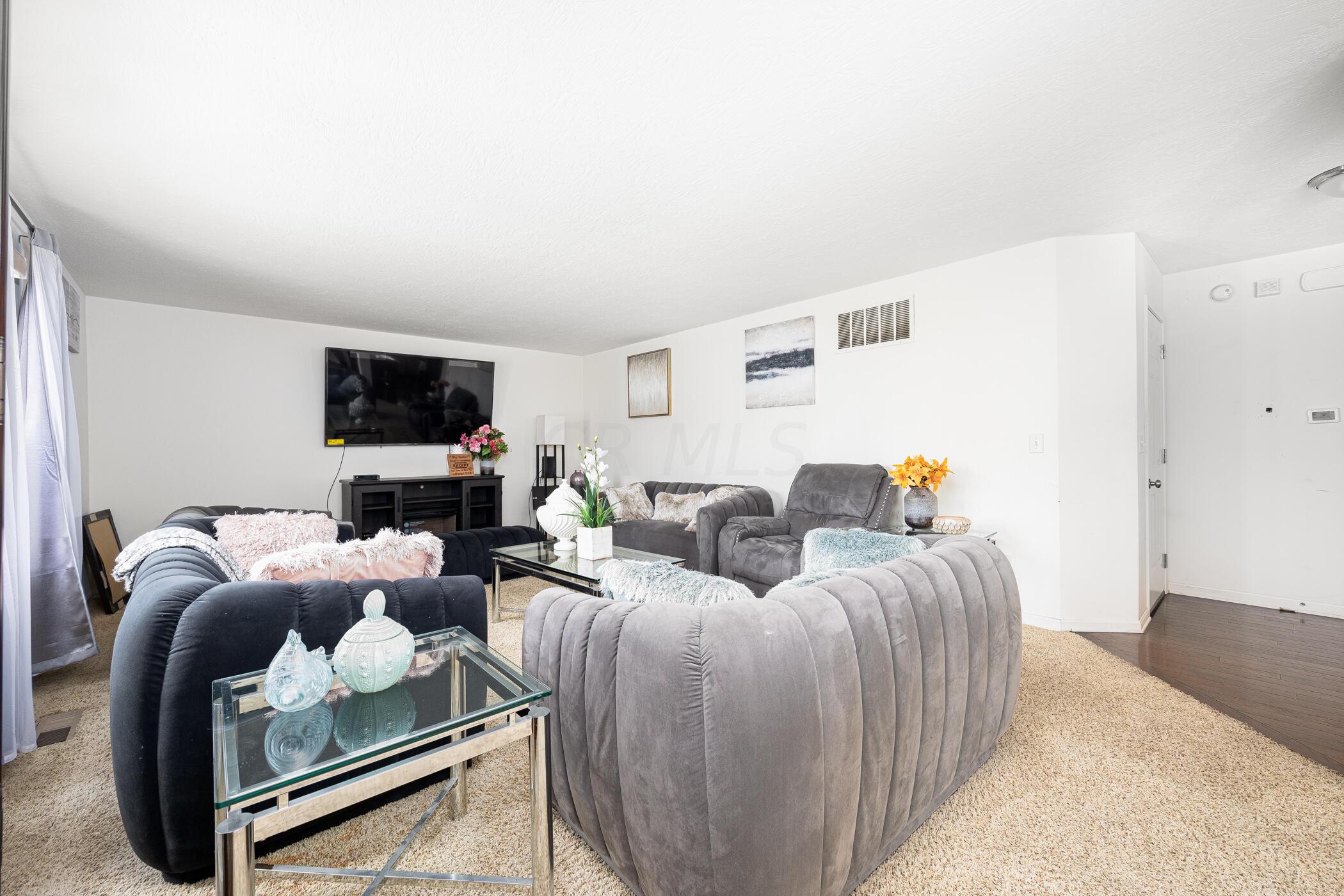 7616 Witch Hazel Drive