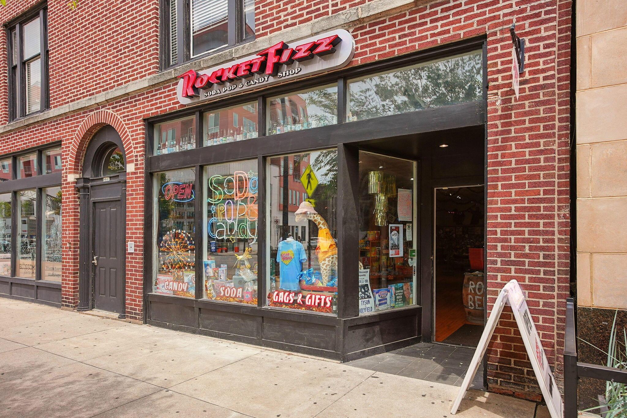 956 N High Street, Unit 2W