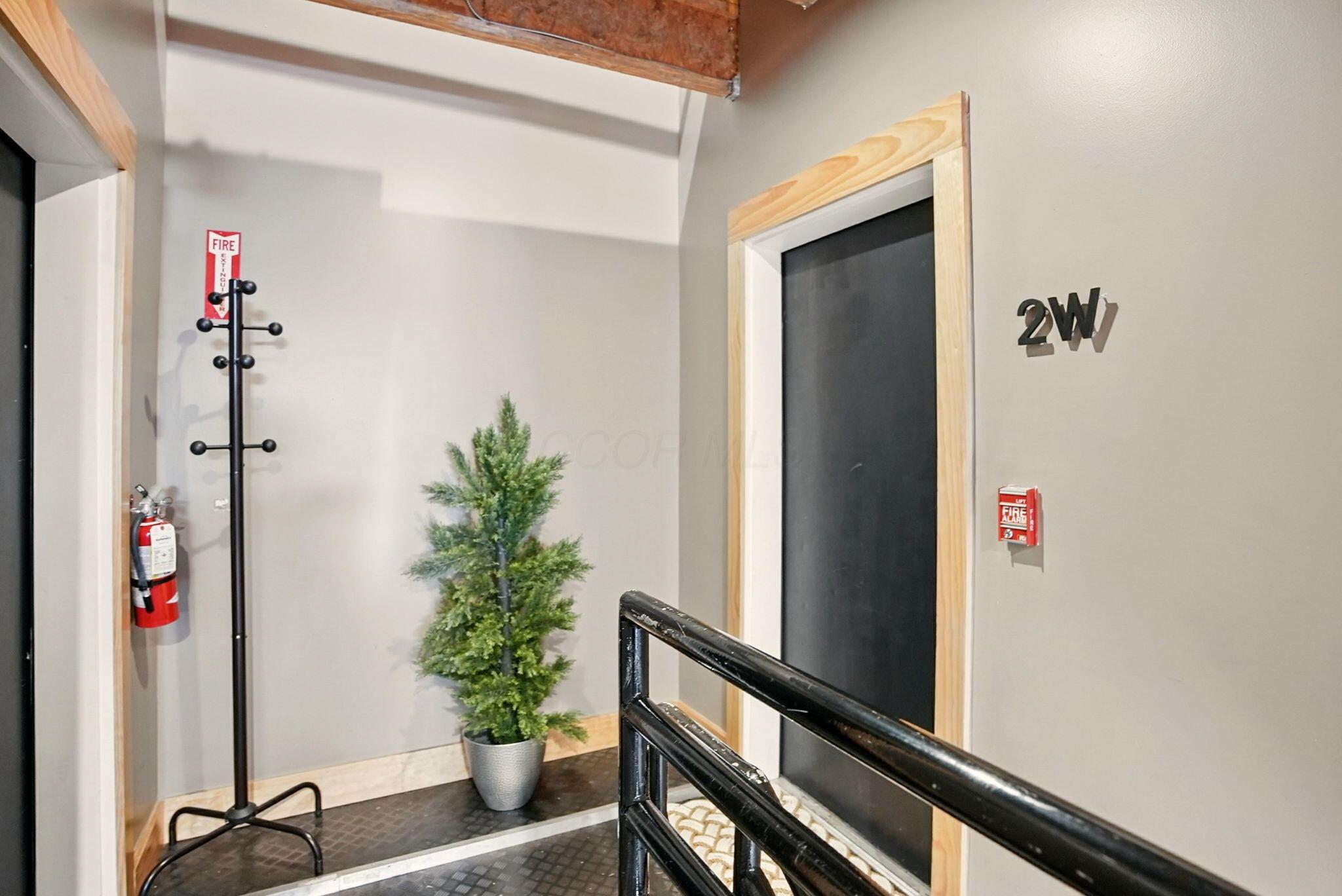 956 N High Street, Unit 2W