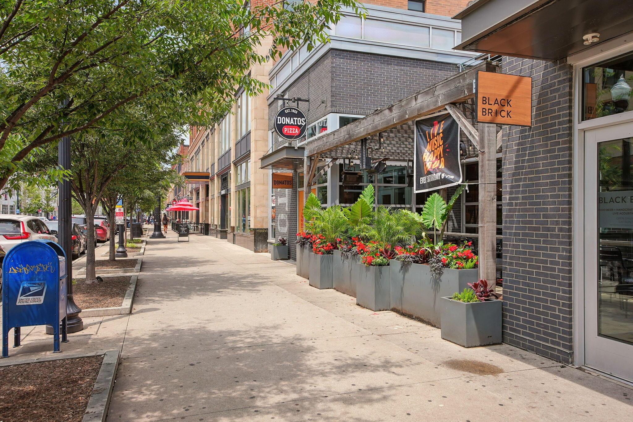 956 N High Street, Unit 2W