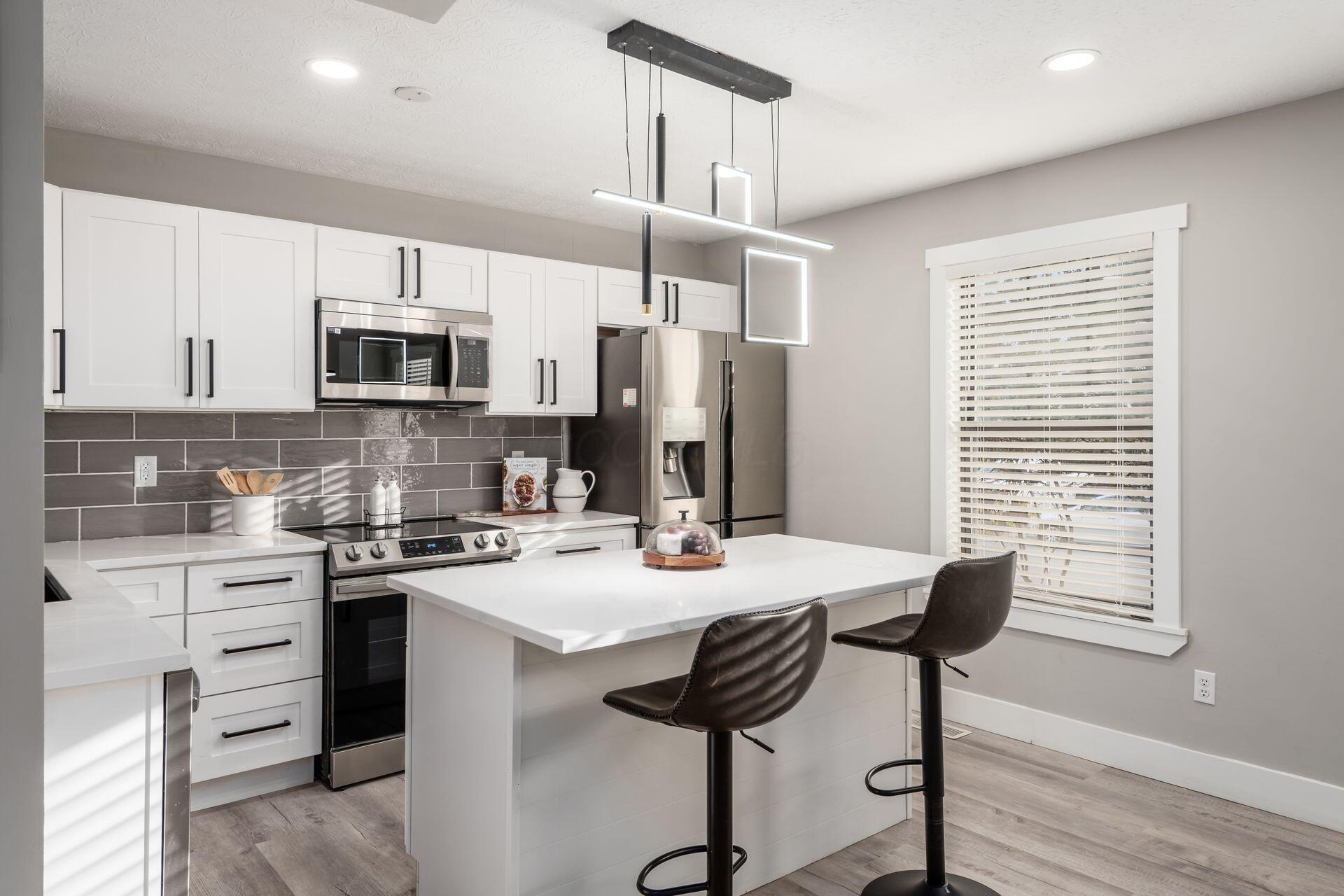 1212 Tillicum Drive