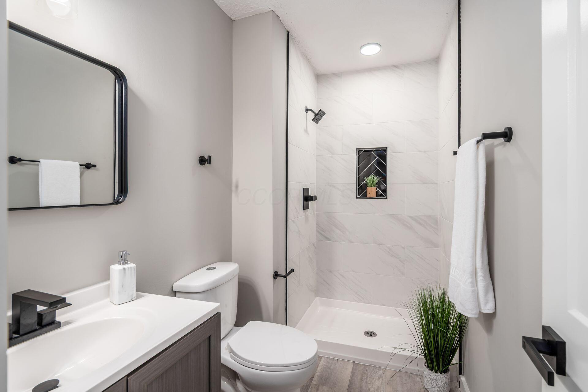 1212 Tillicum Drive