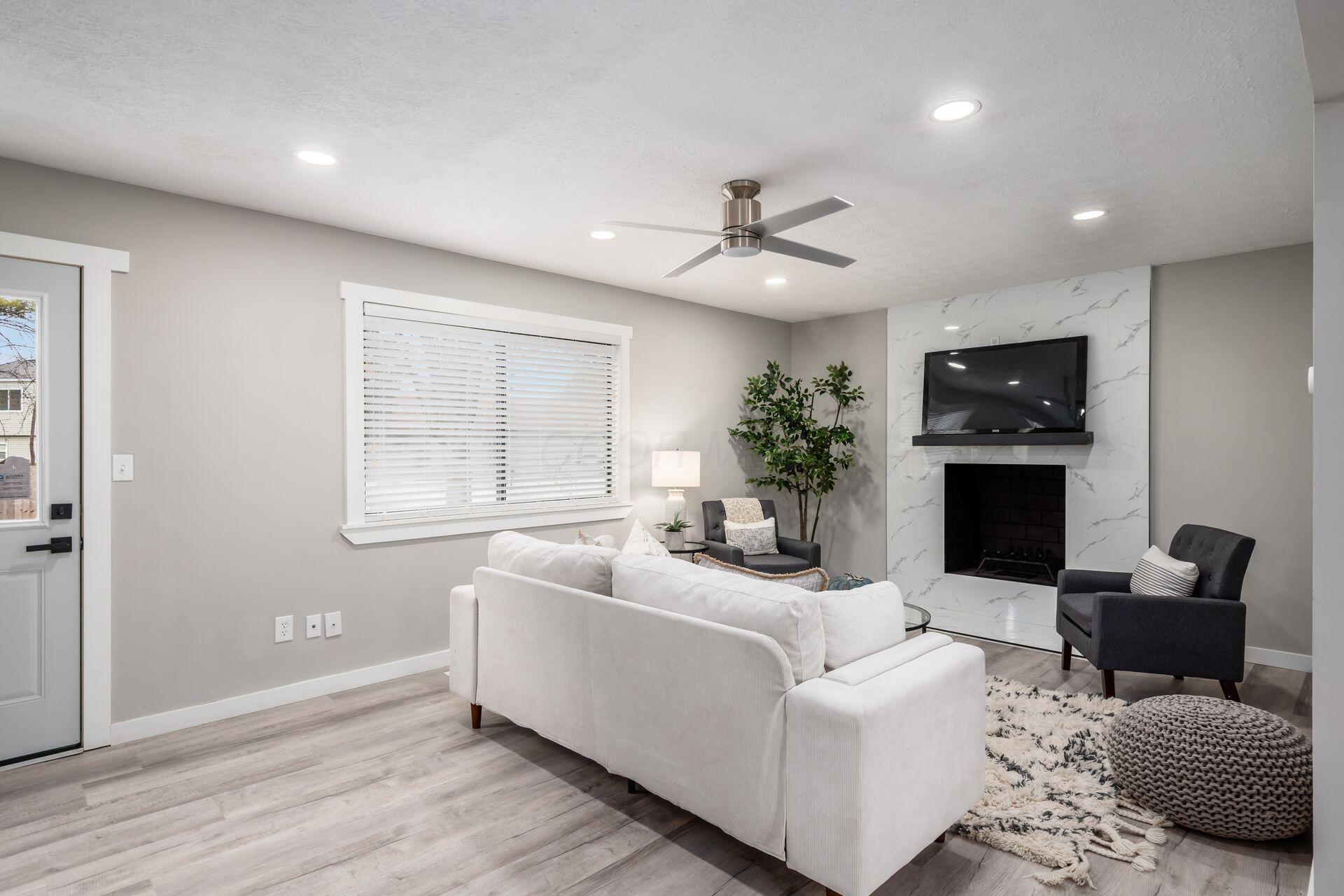 1212 Tillicum Drive