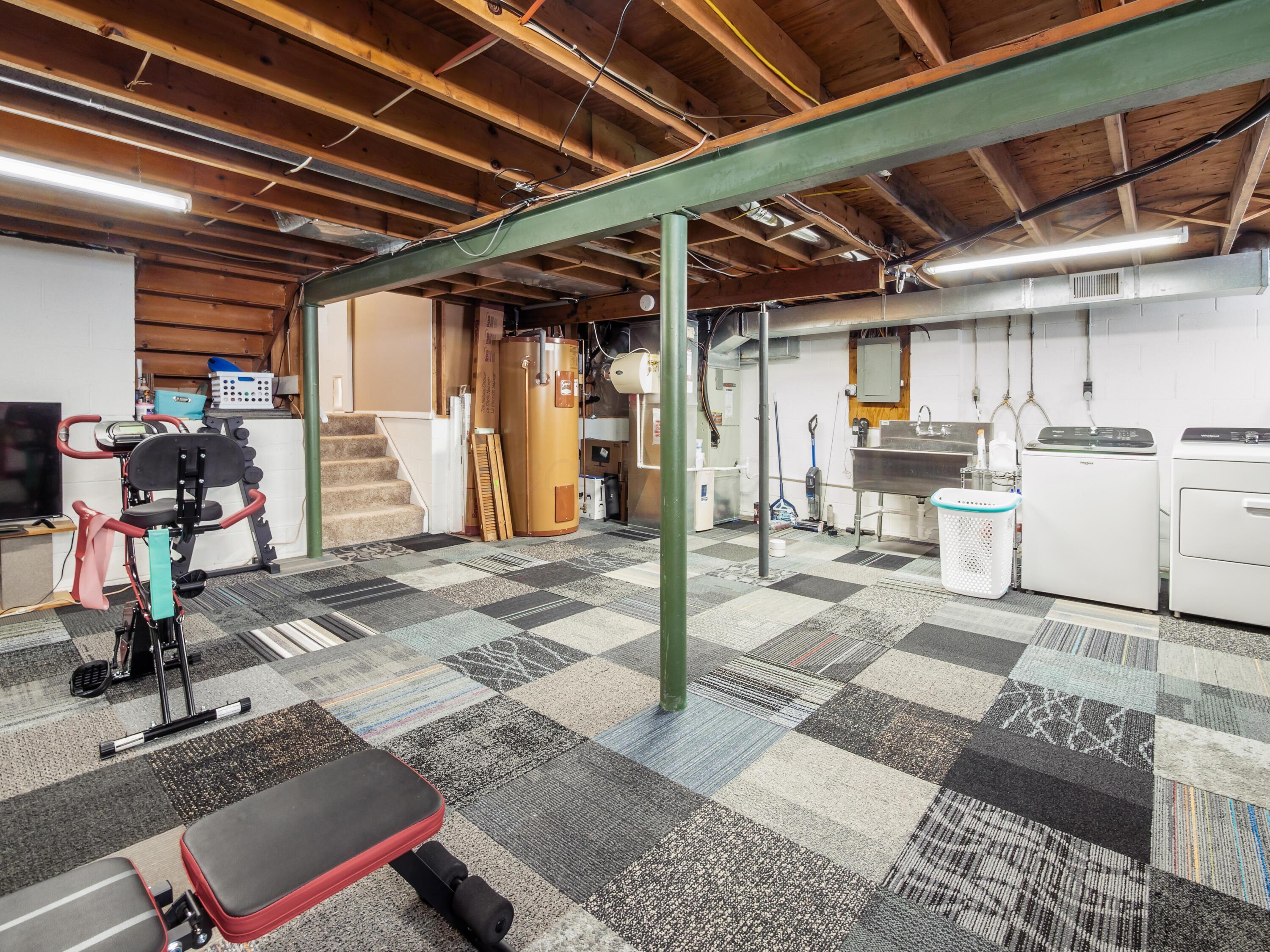 2056 Fincastle Court