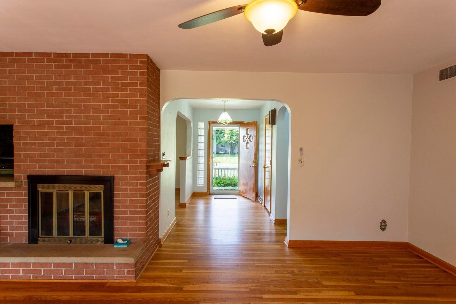 393 Pierson Boulevard