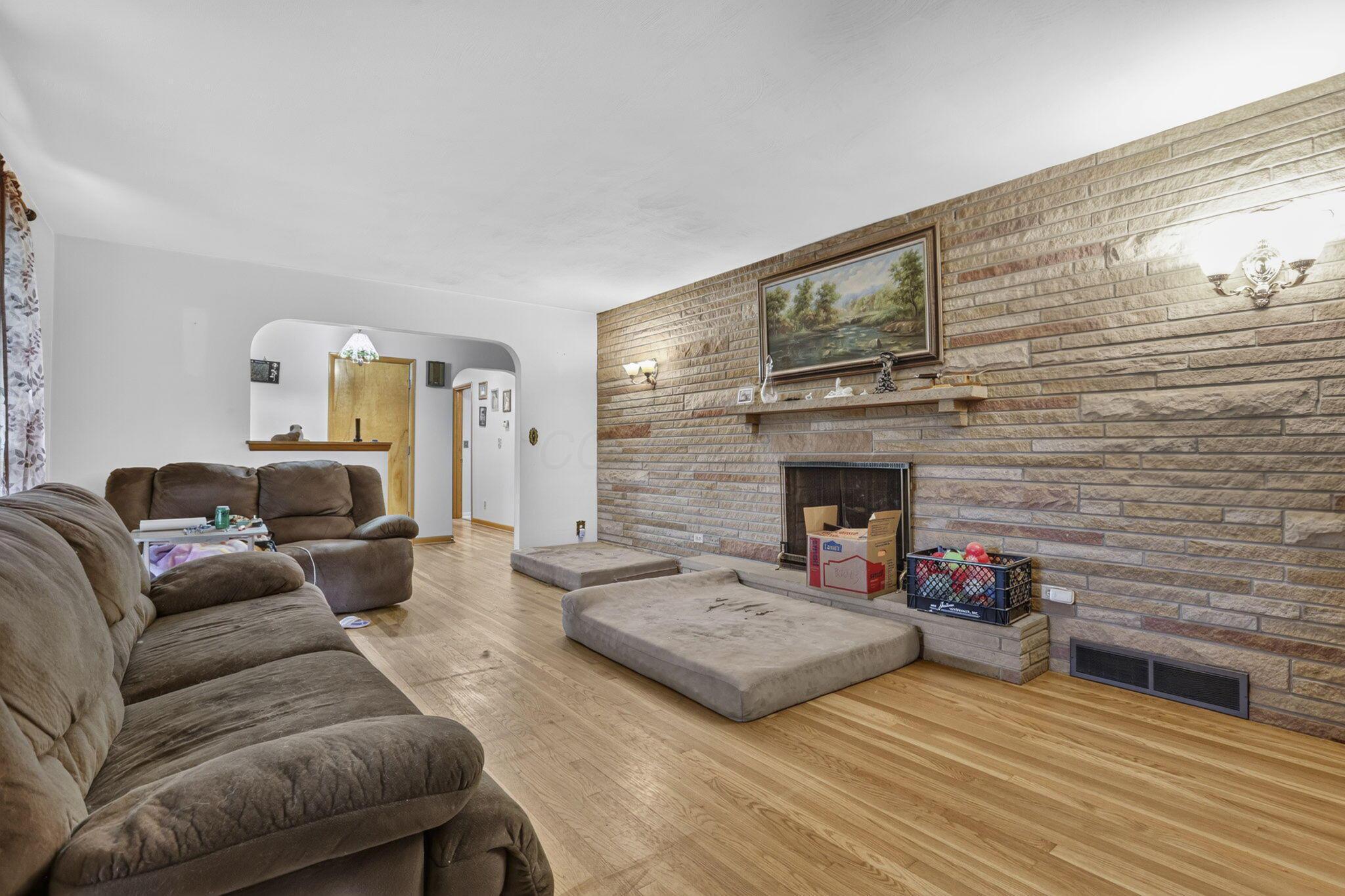 393 Pierson Boulevard