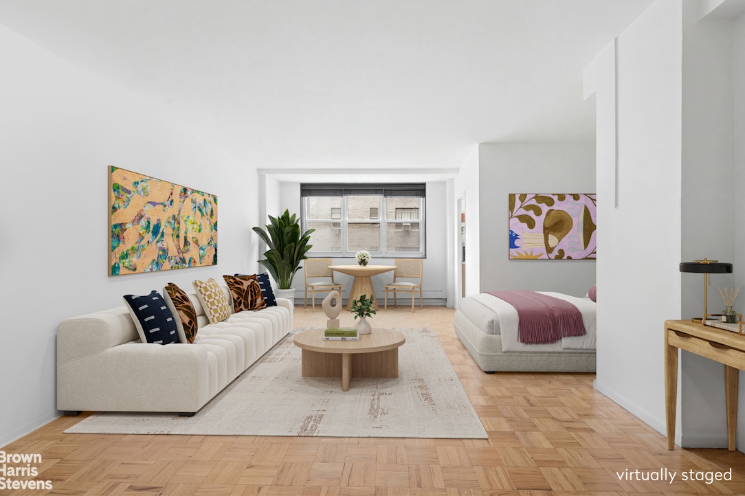 63 E 9TH Street 4D