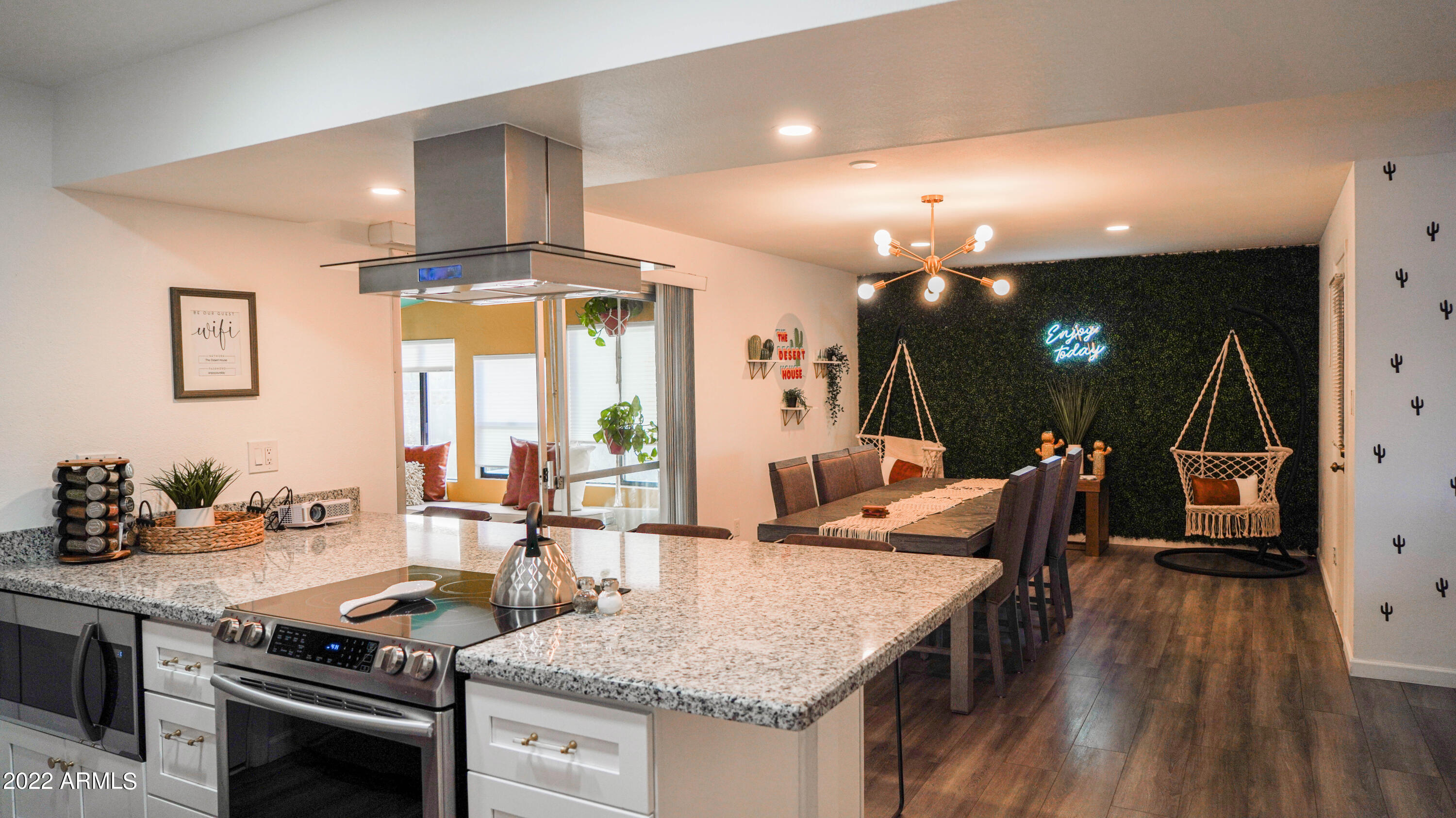 8755 E VALLEY VISTA Drive