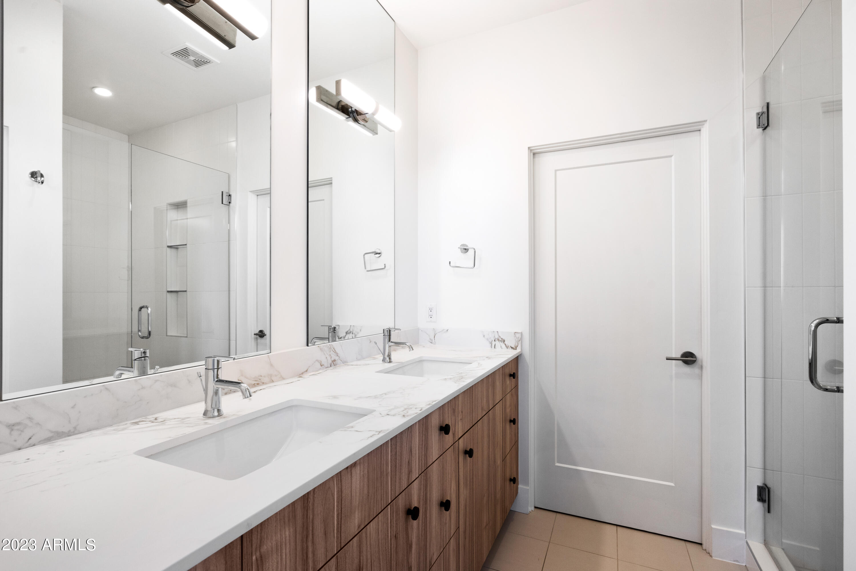 3150 E GLENROSA Avenue # 3