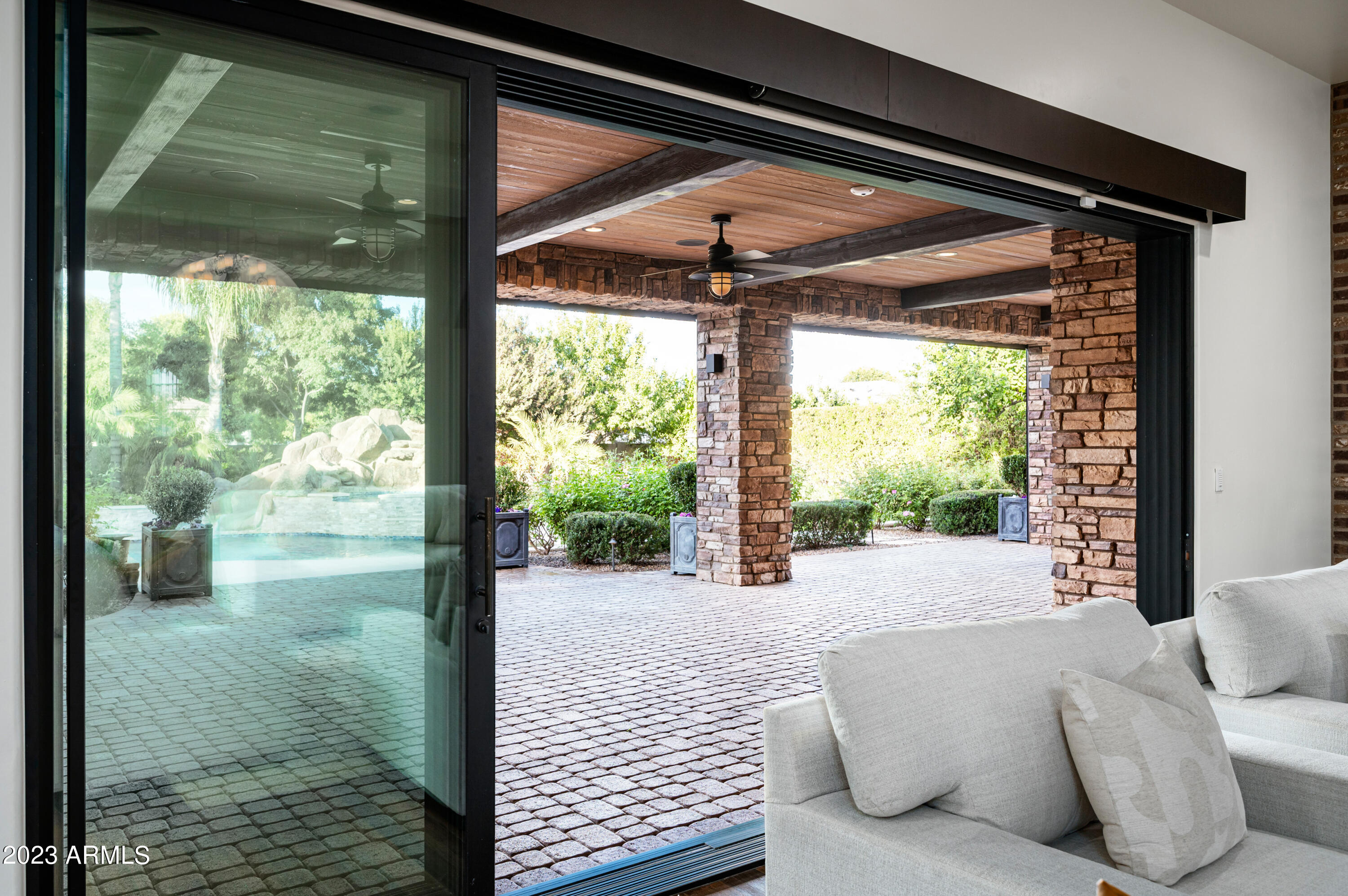 2026 E AVENIDA DEL VALLE Court