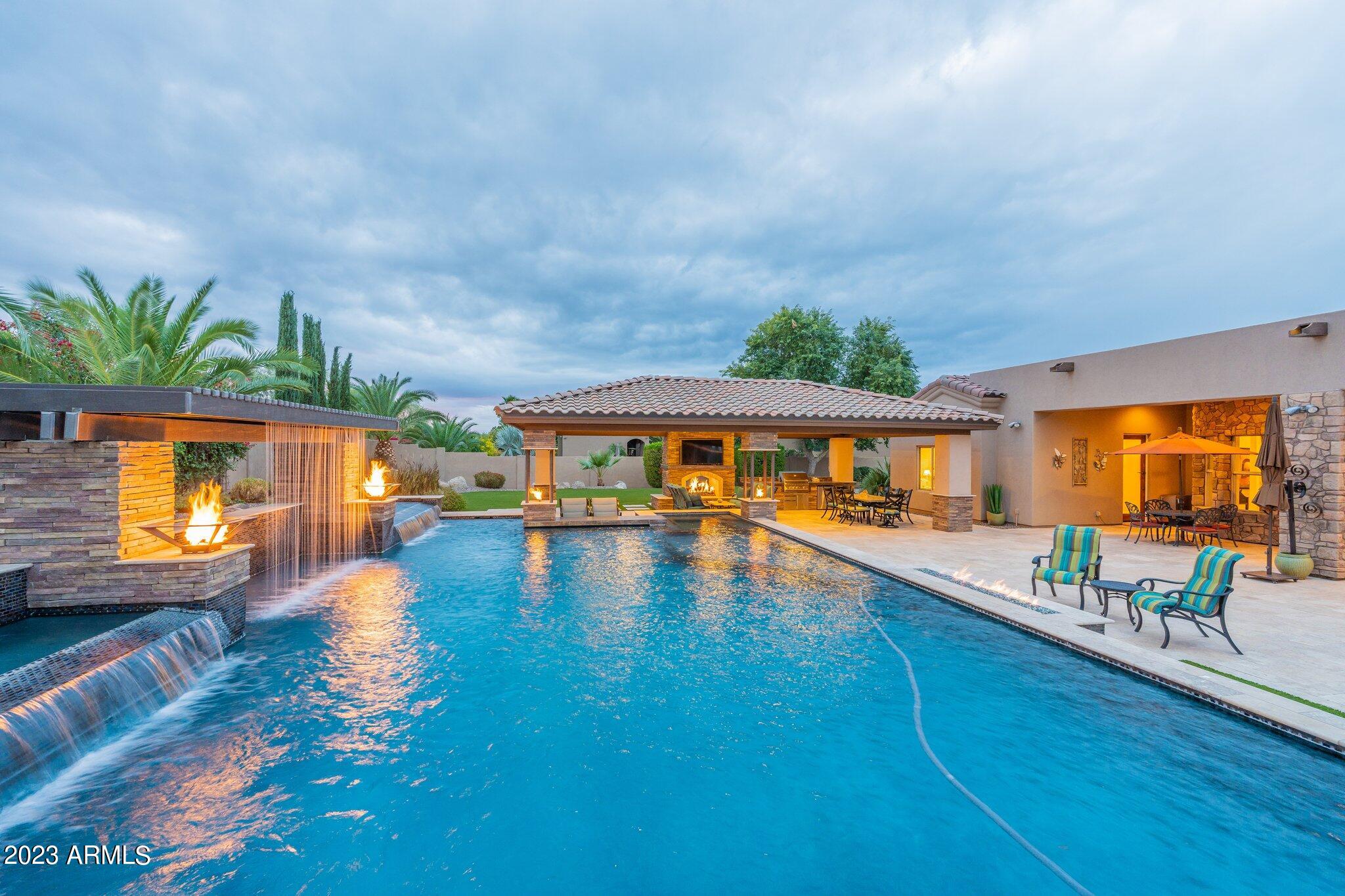 3881 E Bellerive Drive