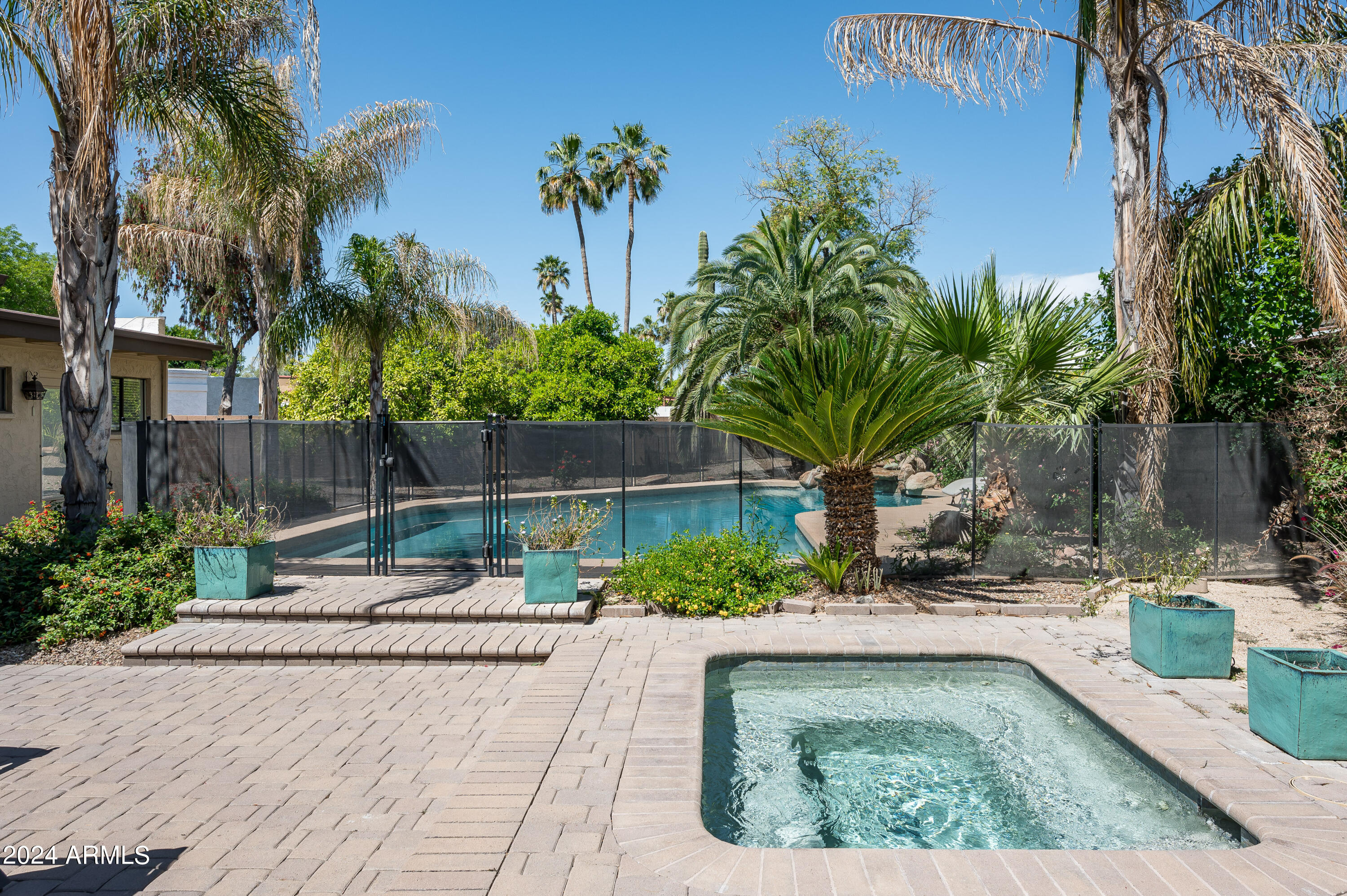 5028 E Sheena Drive