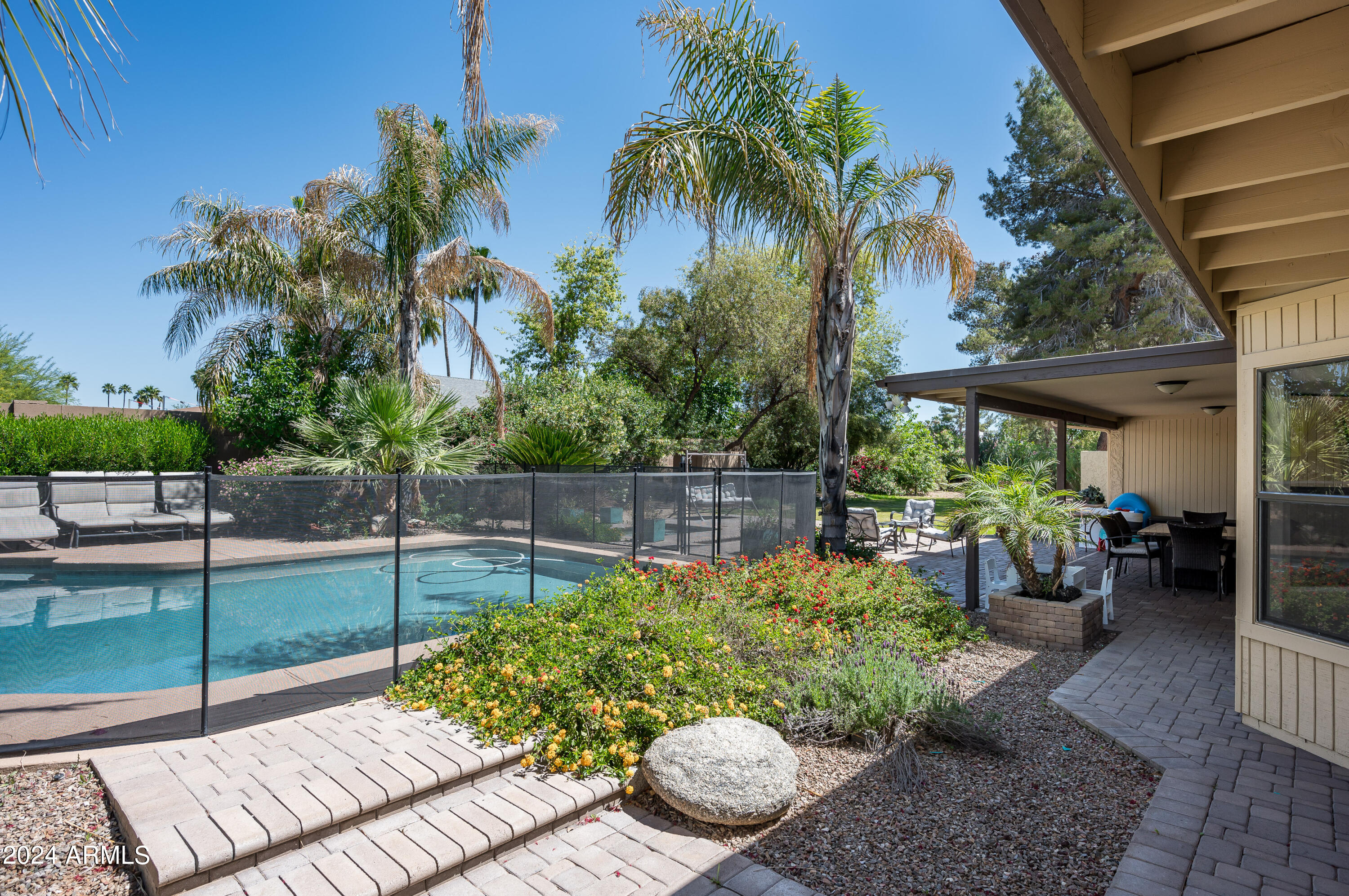 5028 E Sheena Drive