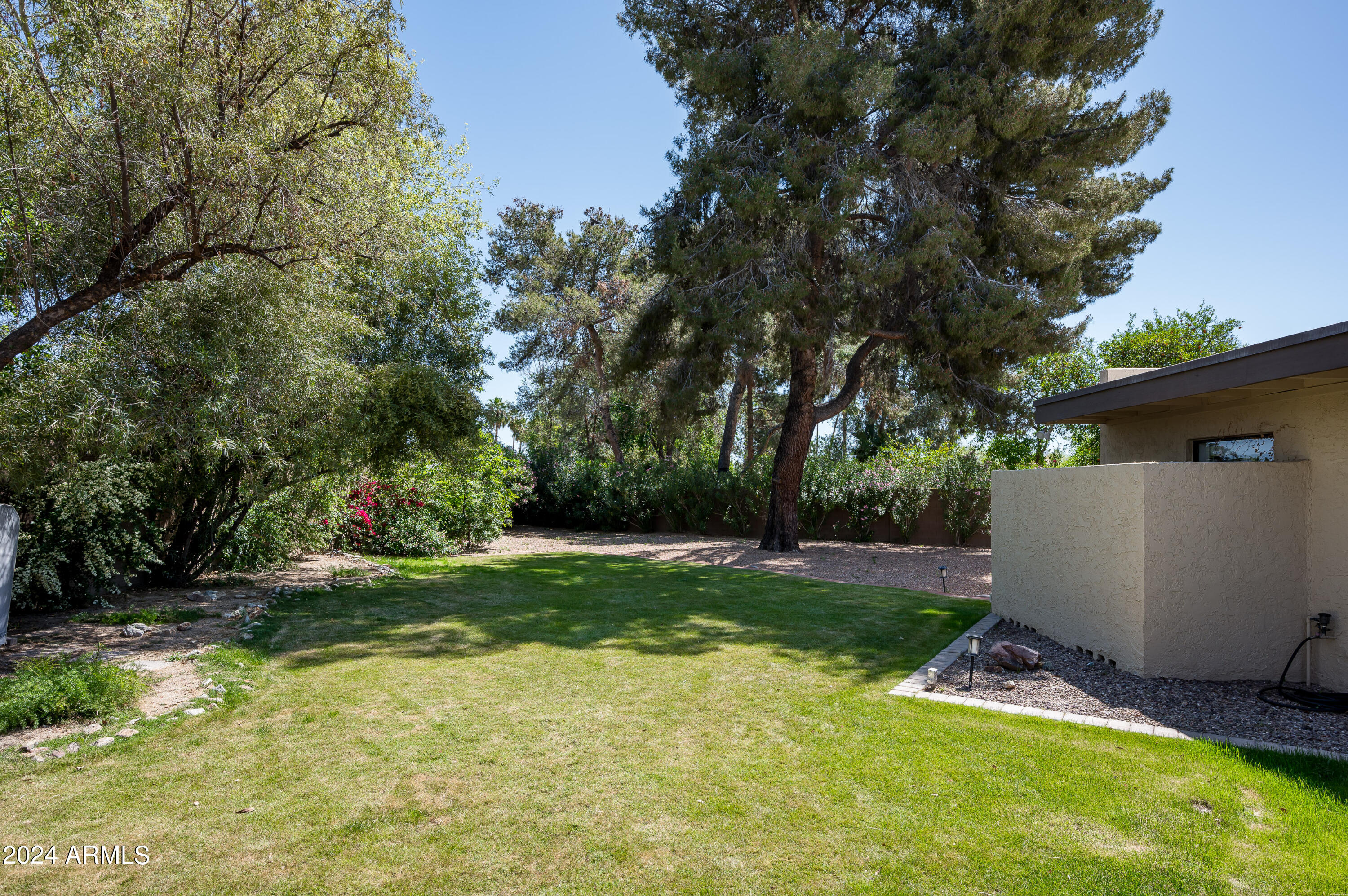 5028 E Sheena Drive