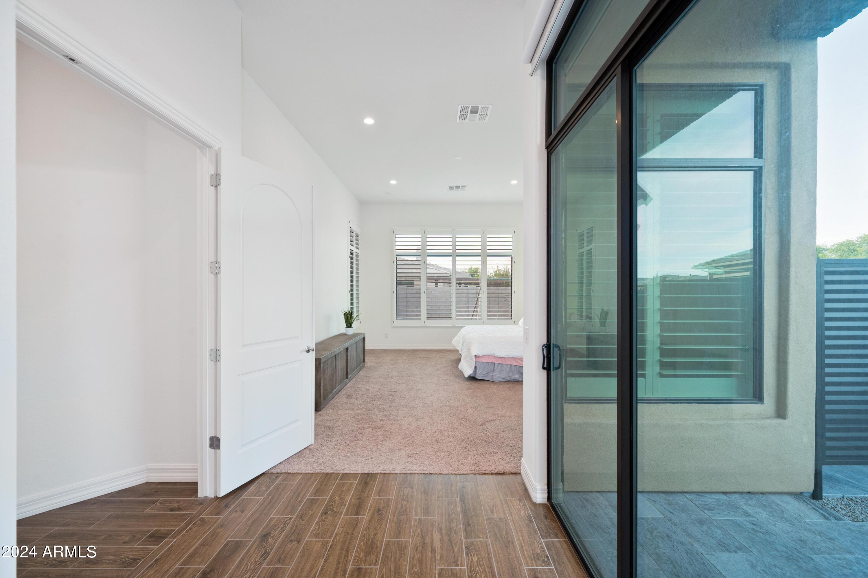 2748 E HUMMINGBIRD Way