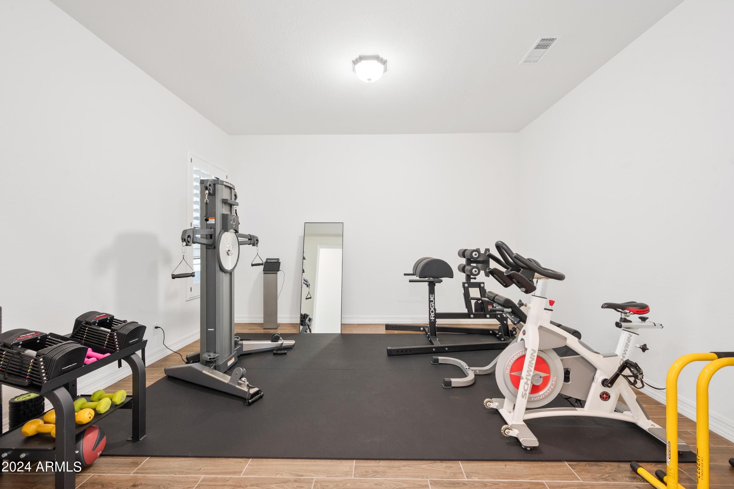 2748 E HUMMINGBIRD Way