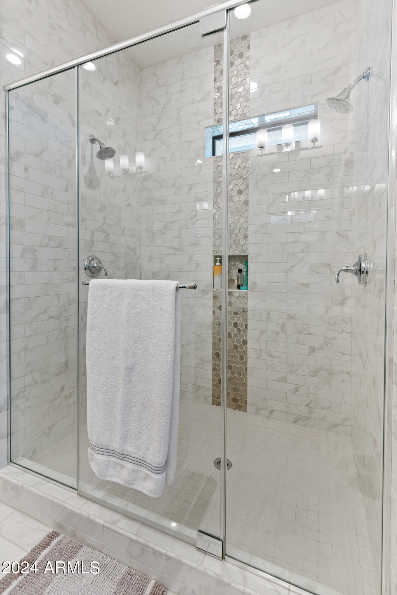 16118 E RIDGESTONE Drive