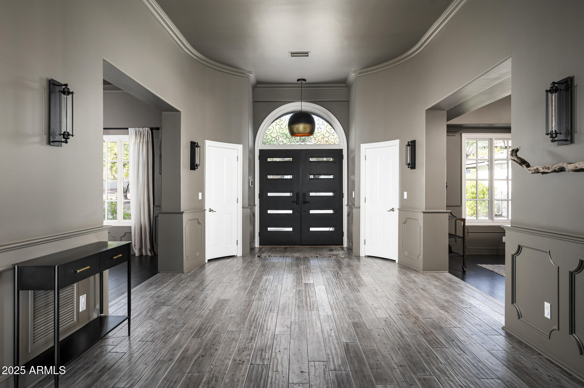 3977 E Paradise View Drive