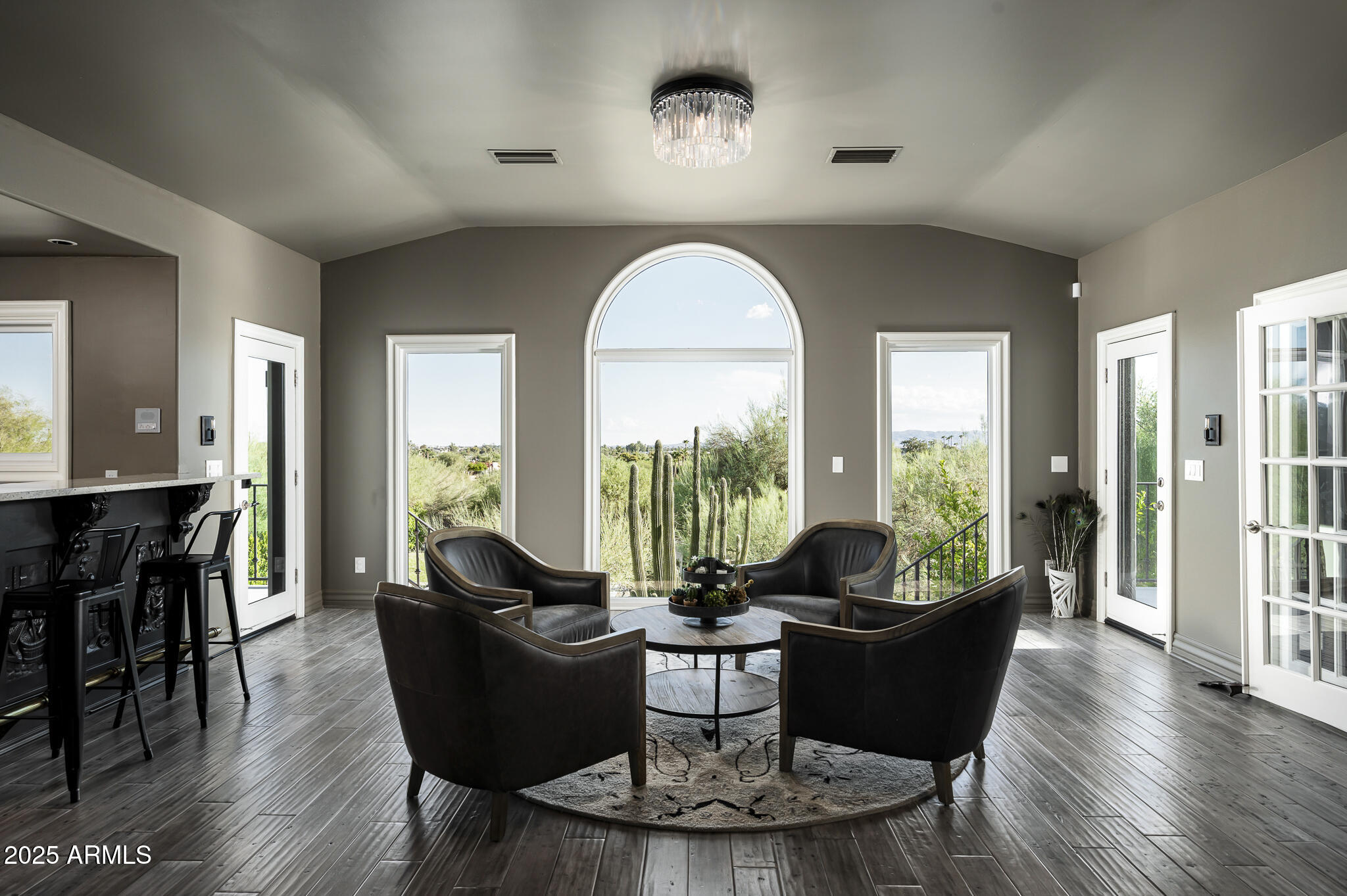 3977 E Paradise View Drive