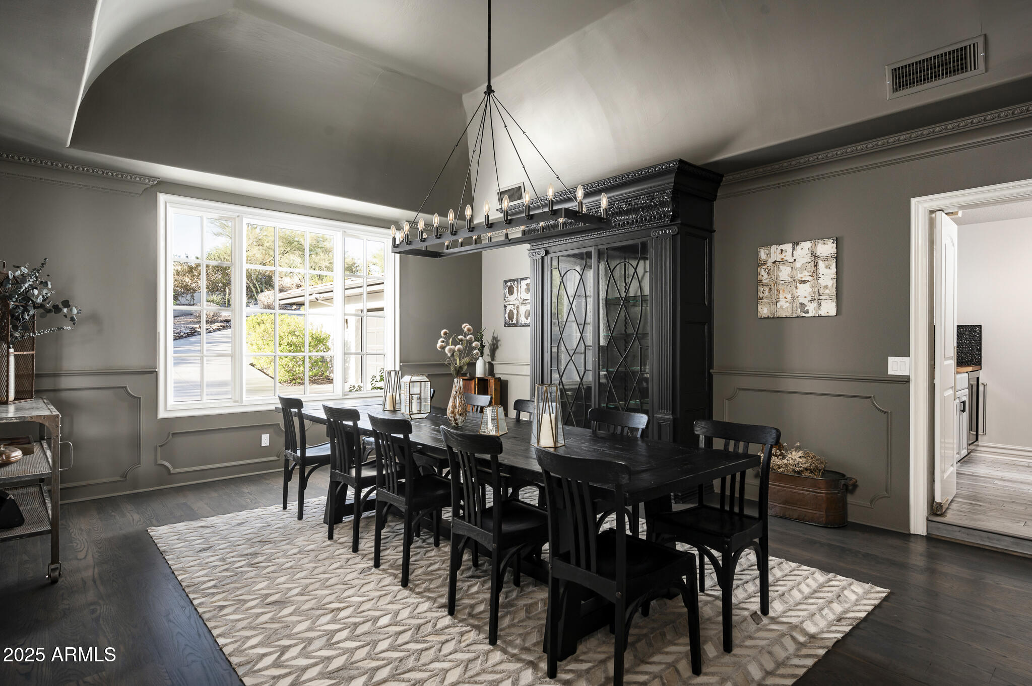 3977 E Paradise View Drive