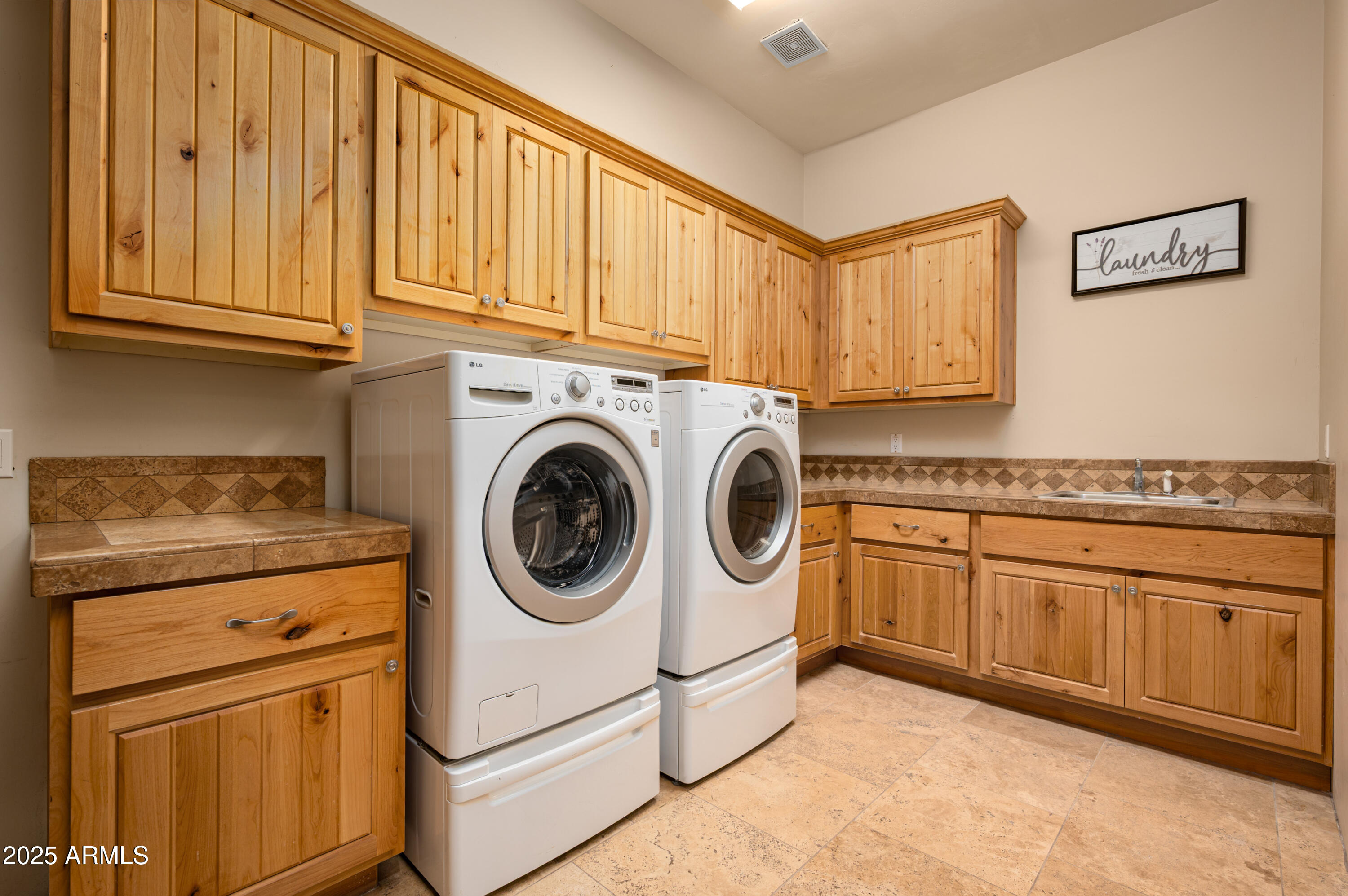 3732 E NANCE Circle, Mesa