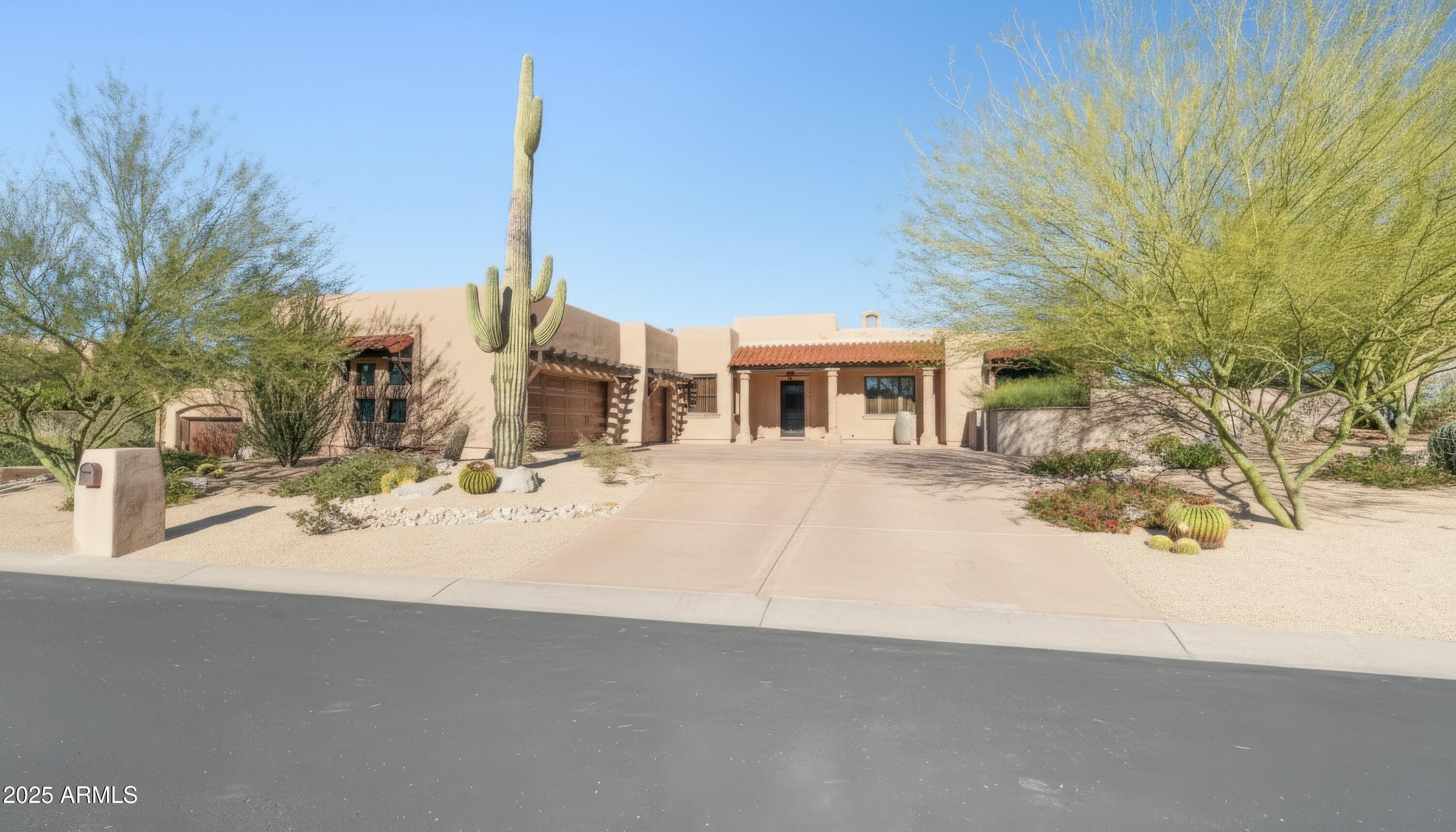 9894 E HIDDEN GREEN Drive