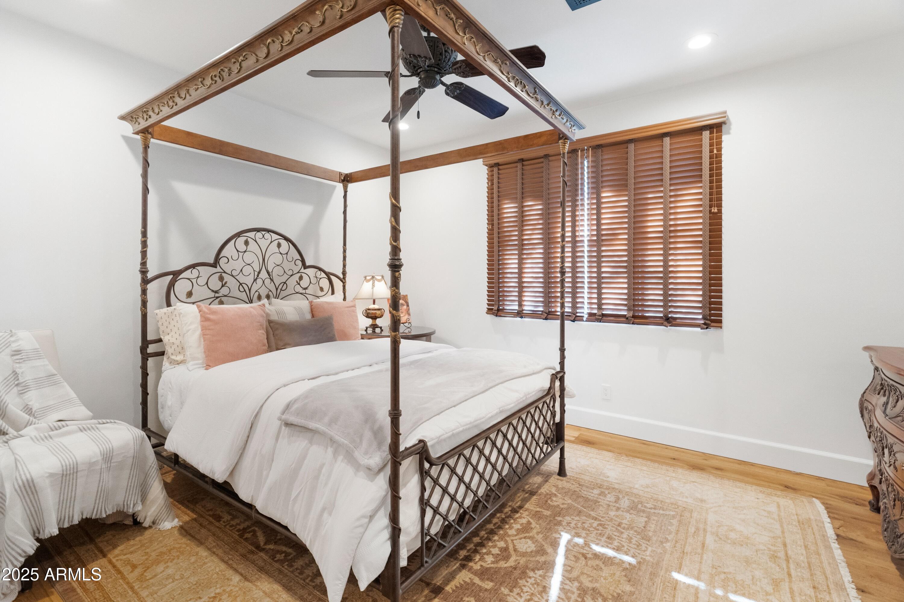 9894 E HIDDEN GREEN Drive