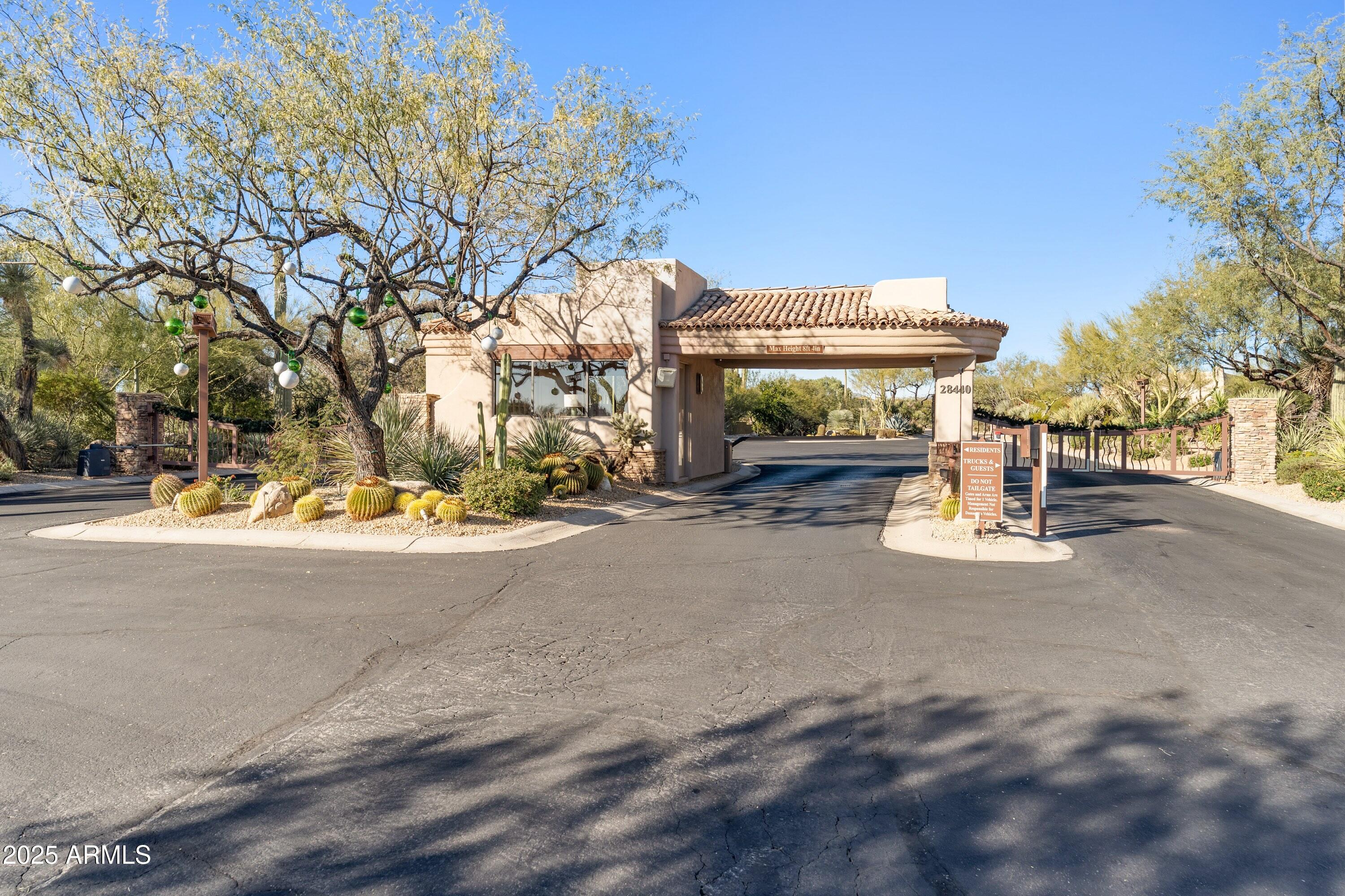 9894 E HIDDEN GREEN Drive