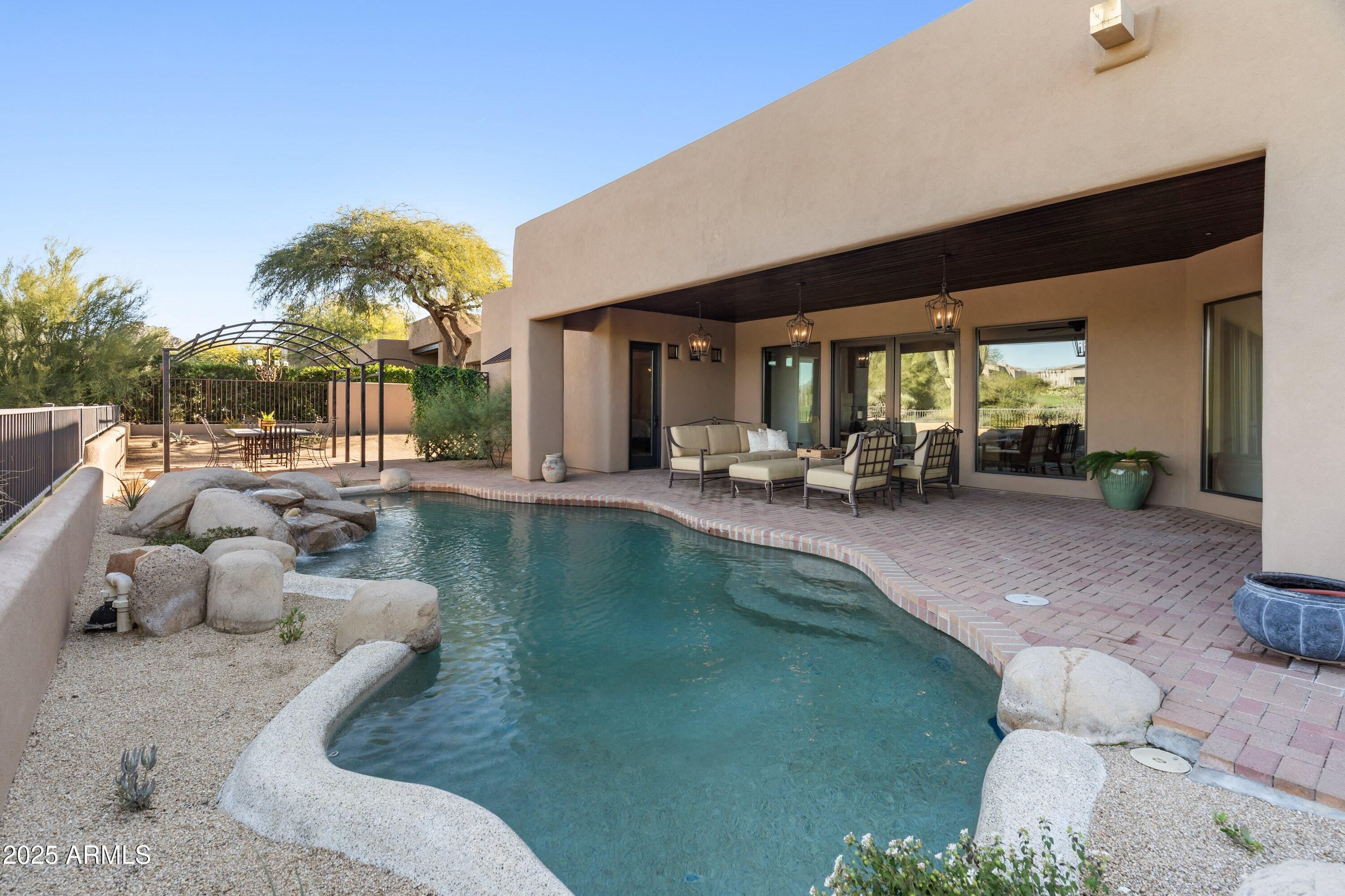 9894 E HIDDEN GREEN Drive