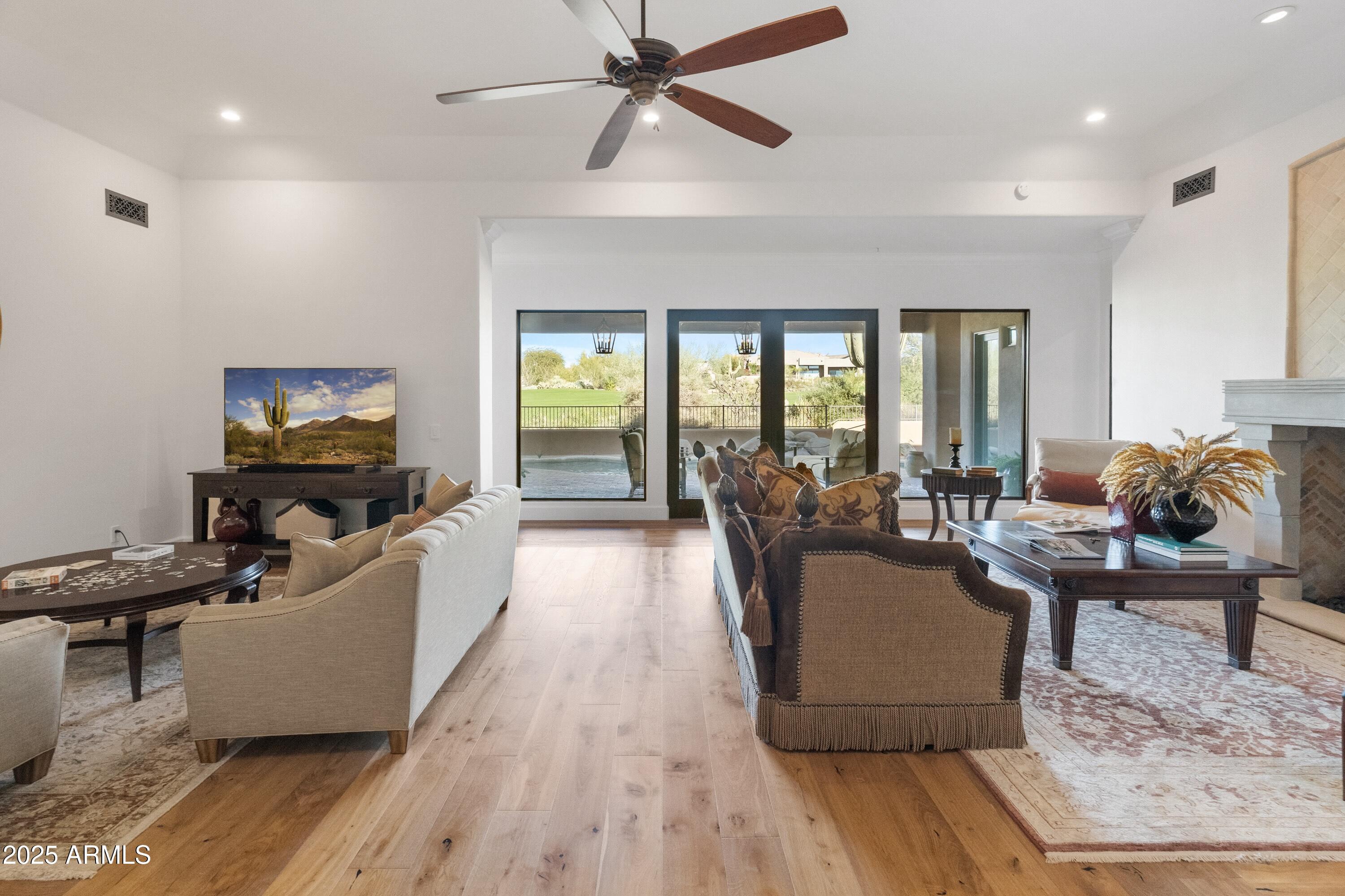 9894 E HIDDEN GREEN Drive