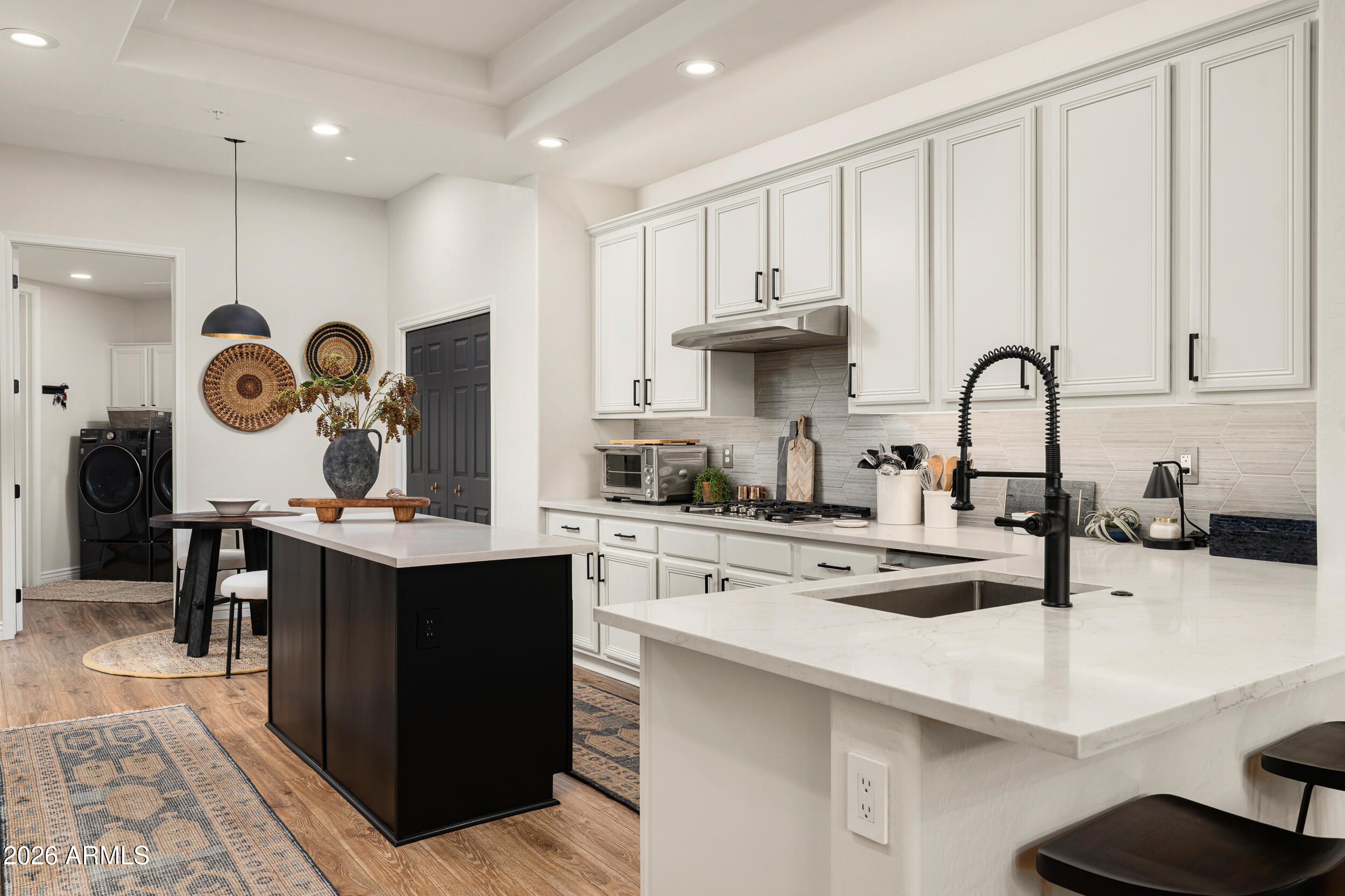 20802 N Grayhawk Drive 1015