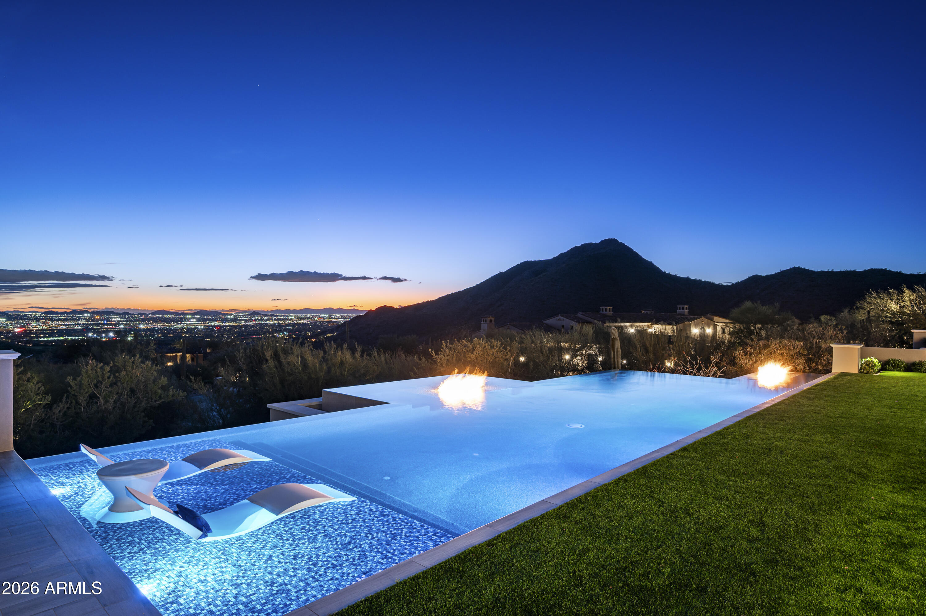 21175 N 110TH Way 1805