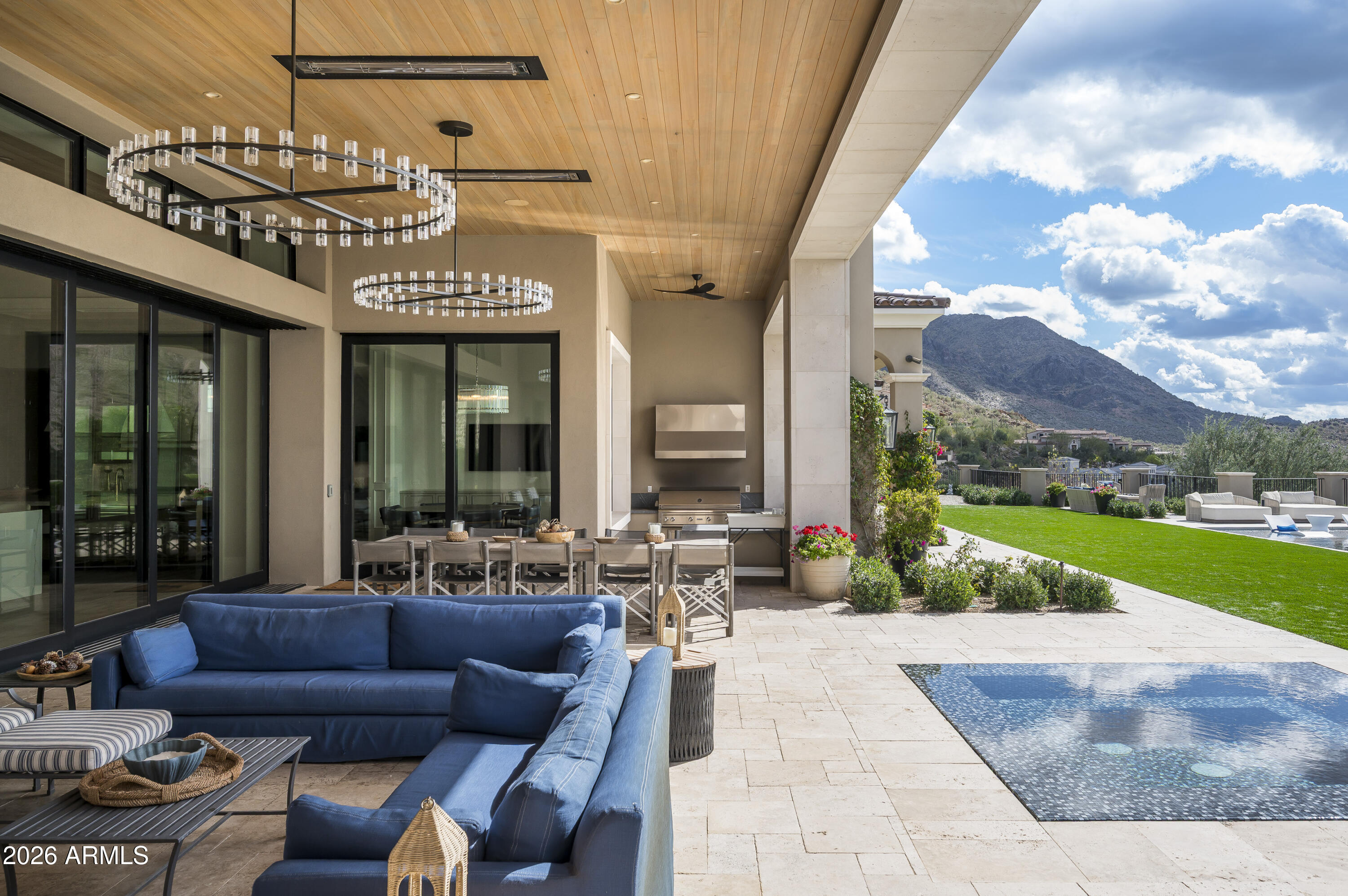 21175 N 110TH Way 1805