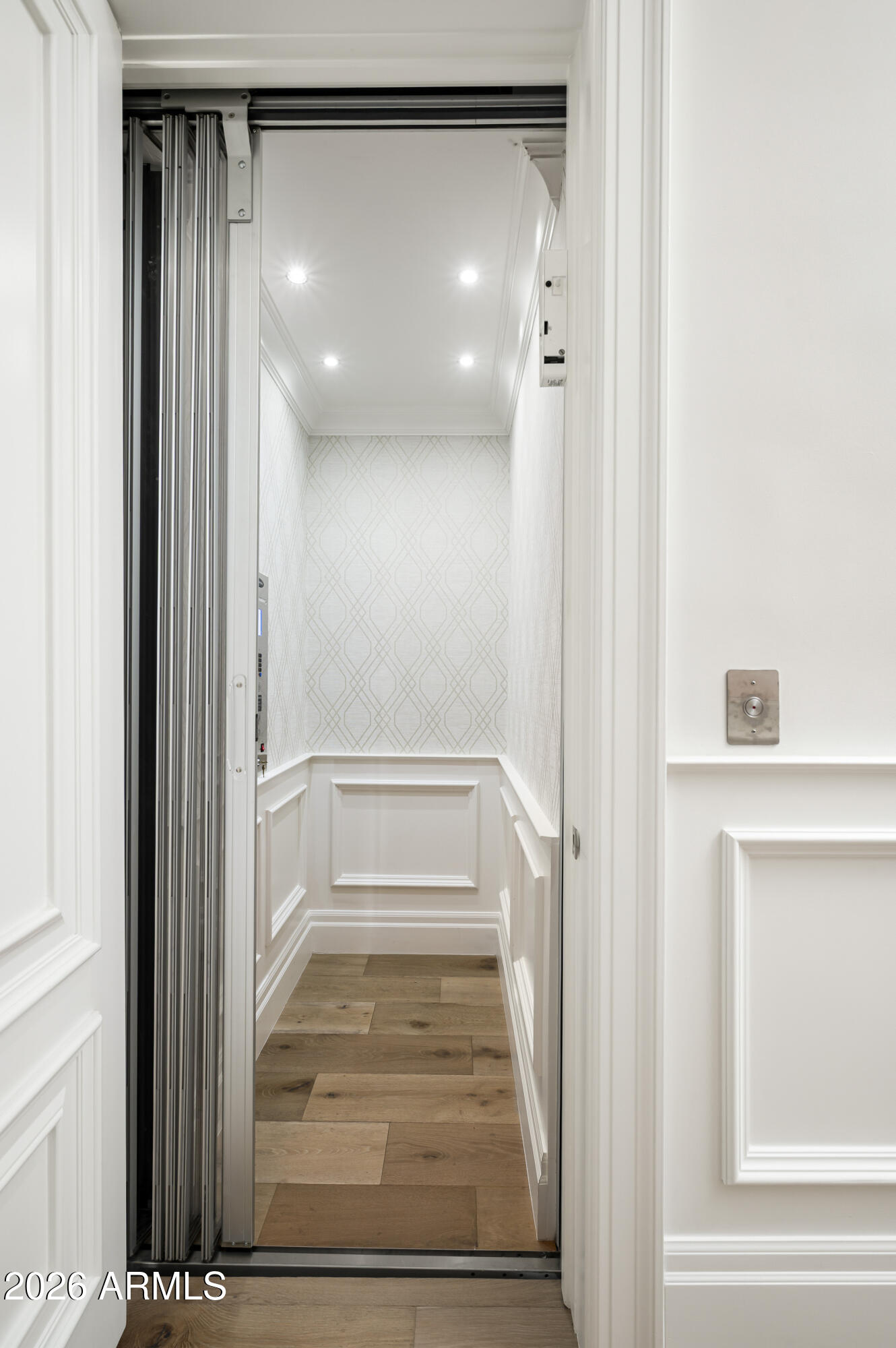 21175 N 110TH Way 1805