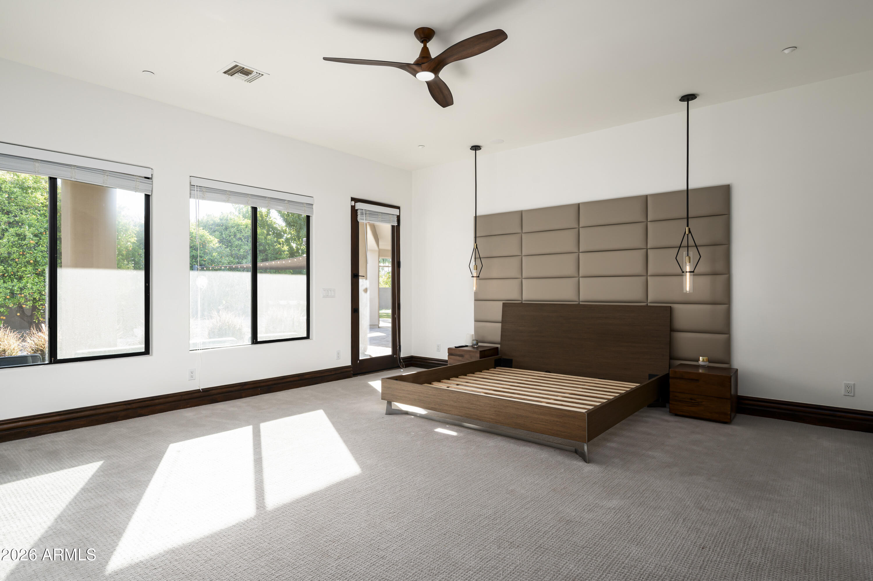 3905 E MALLORY Circle