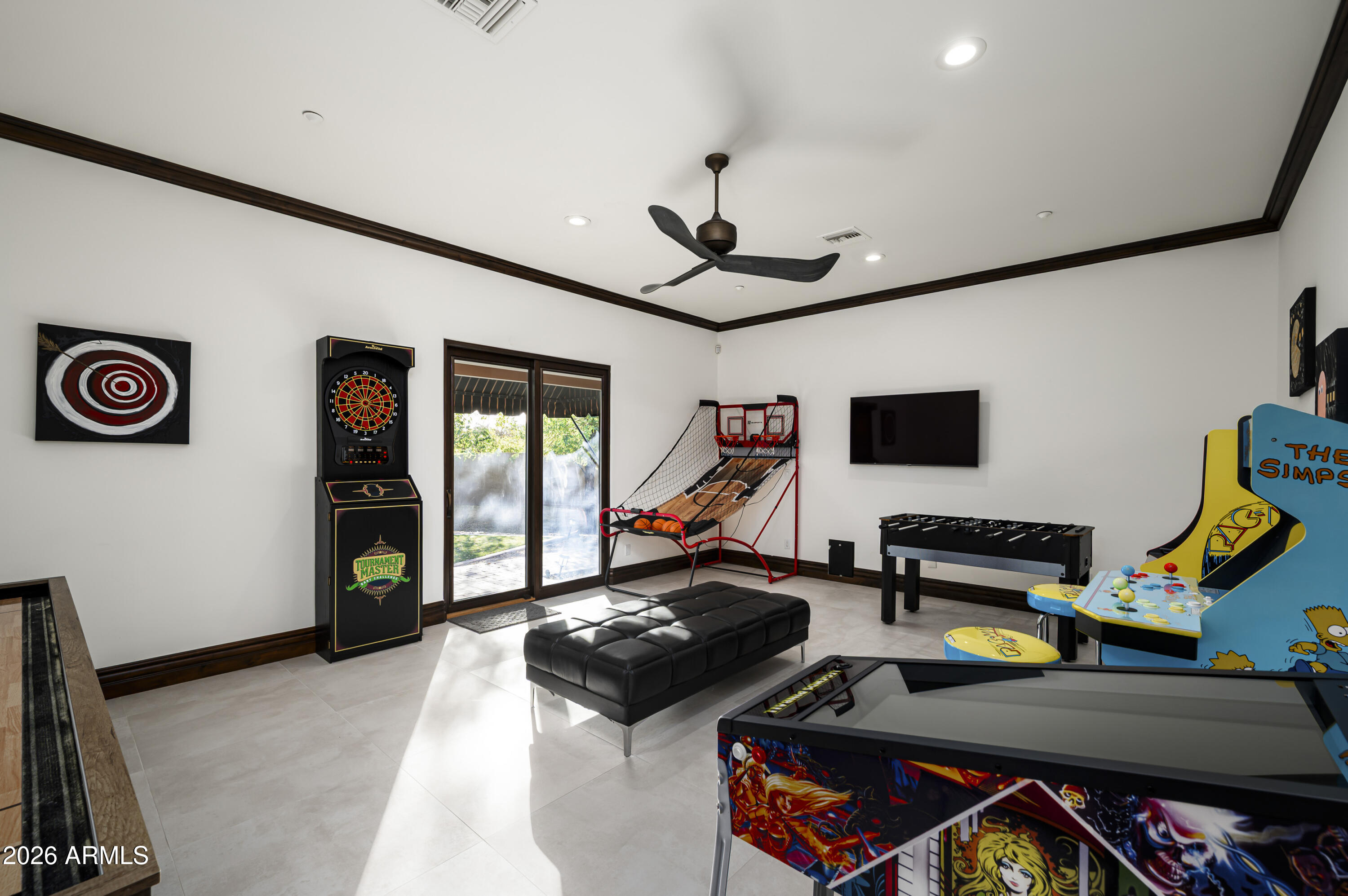 3905 E MALLORY Circle